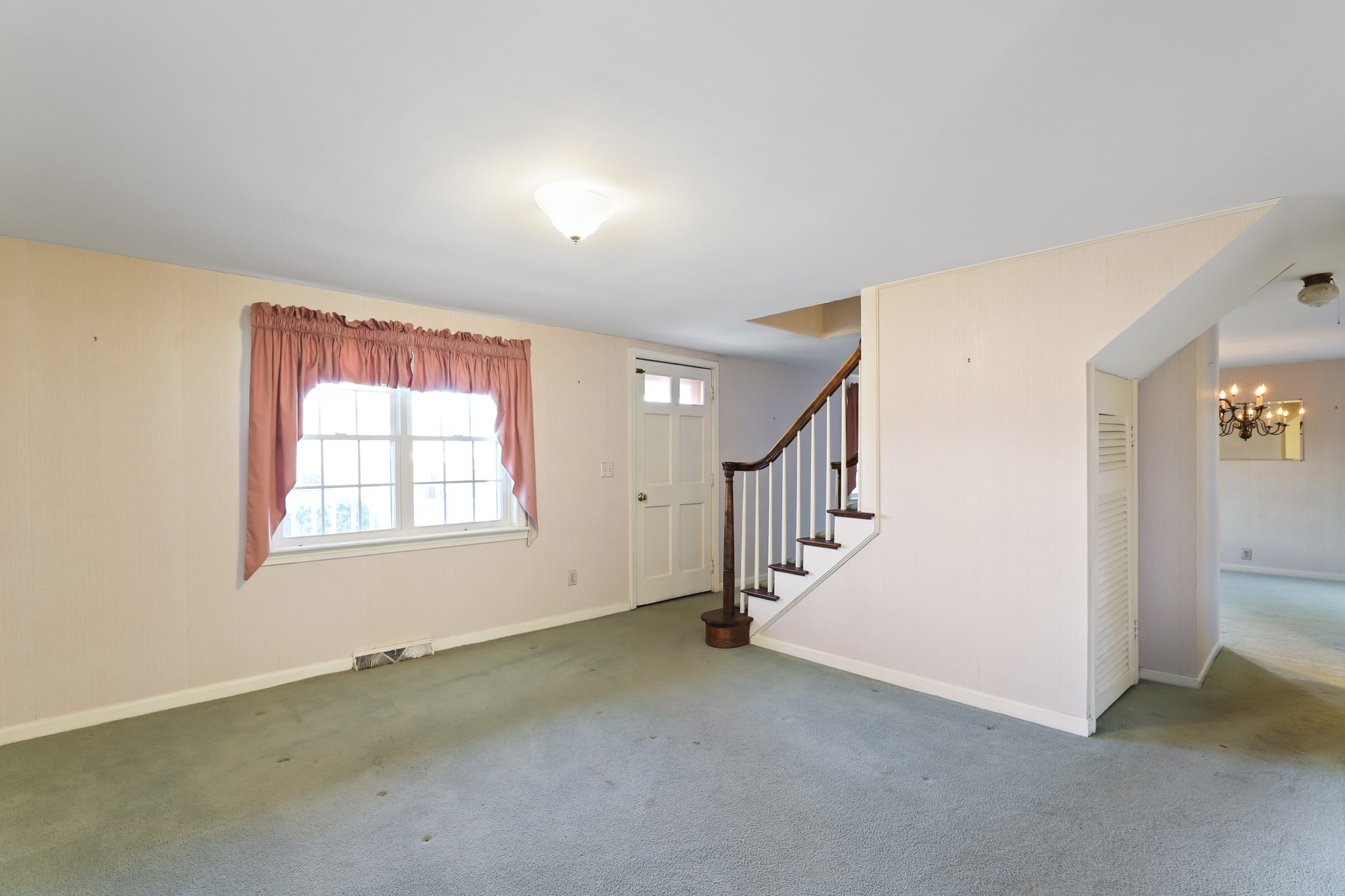 22 Coolidge Rd, Walpole, MA 02081 - Image 4