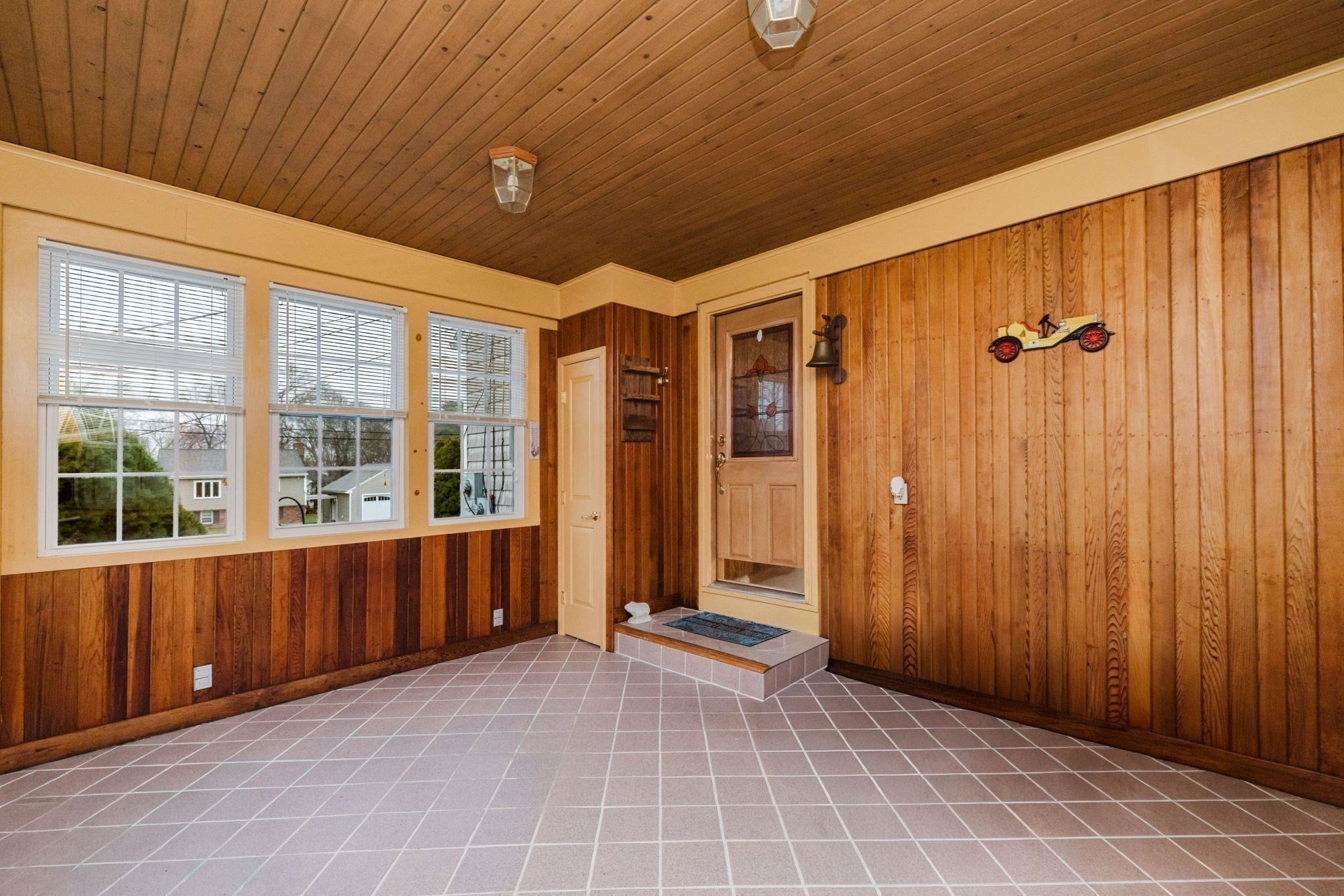 107 Walker, Swansea, MA 02777 - Image 26