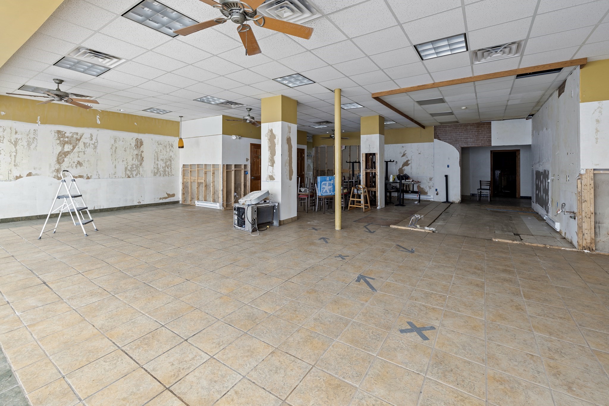 12 E Main St, Orange, MA 01364 - Image 3