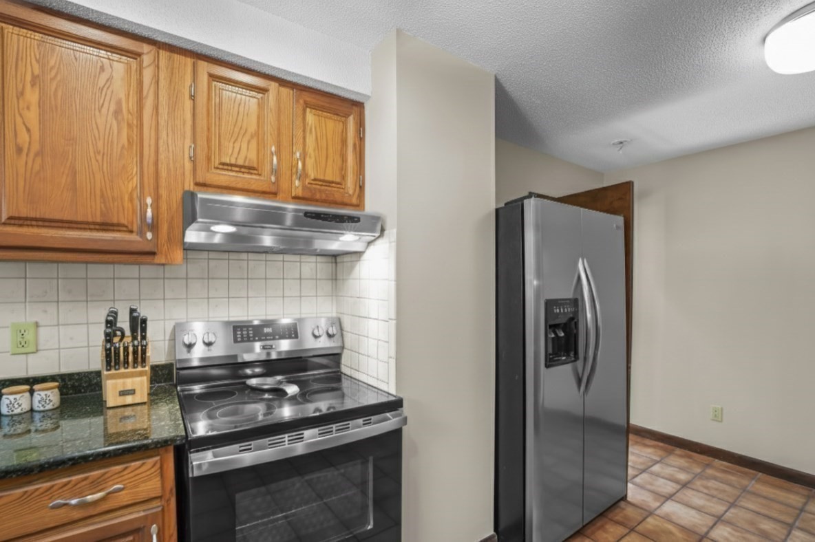 19 Keller Ave, Swansea, MA 02777 - Image 9