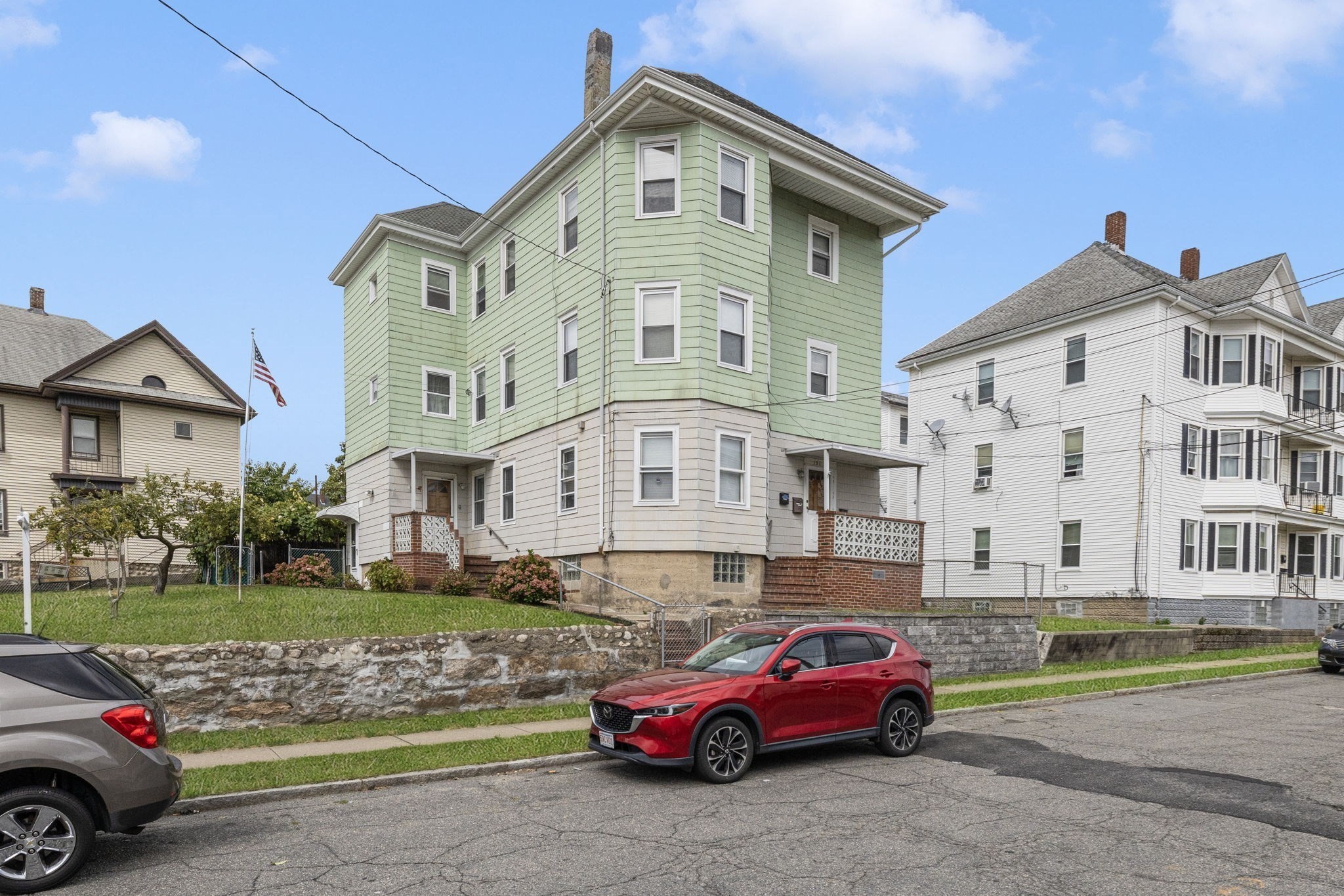 121 Hope Street, New Bedford, MA 02745 - Image 1