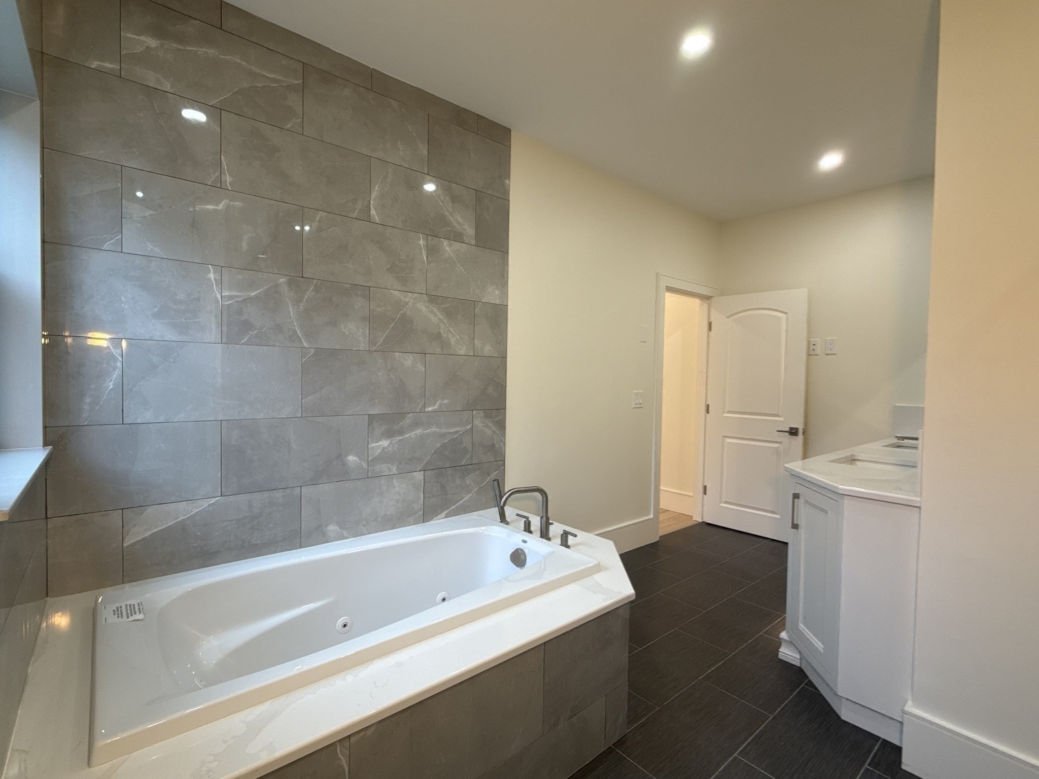 200 Adams Street, Quincy, MA 02169 - Image 23