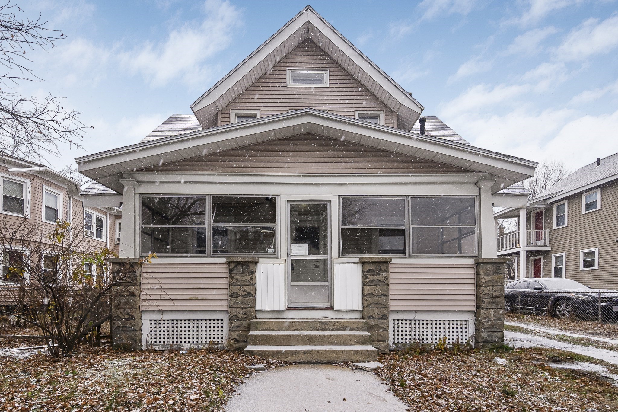 62 Kenyon St, Springfield, MA 01109 - Image 1