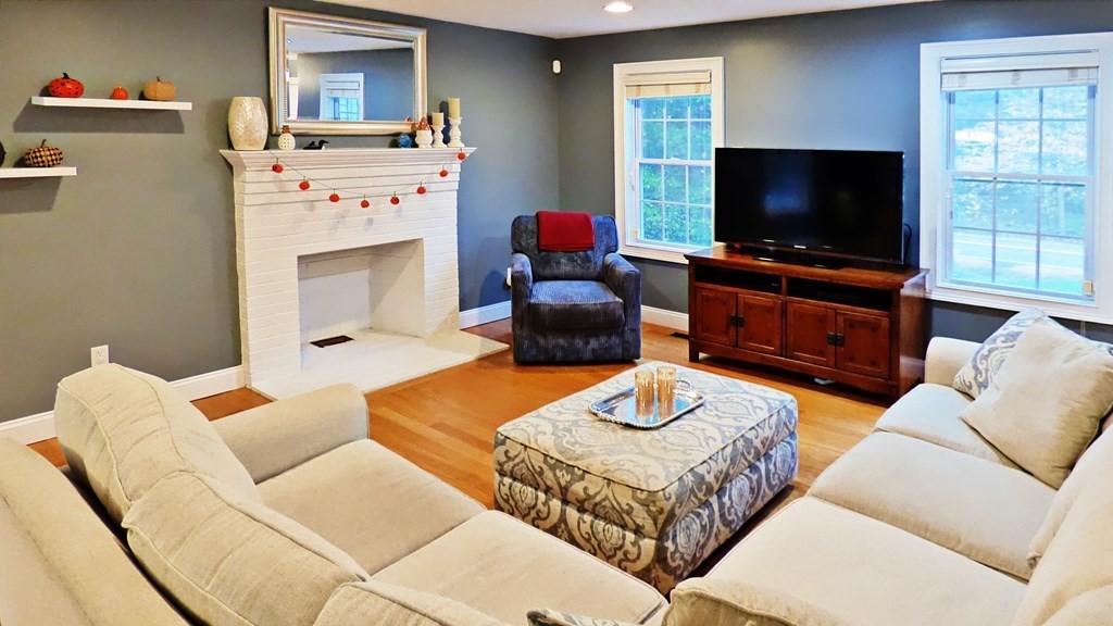 255 Holmes St, Hanson, MA 02341 - Image 12