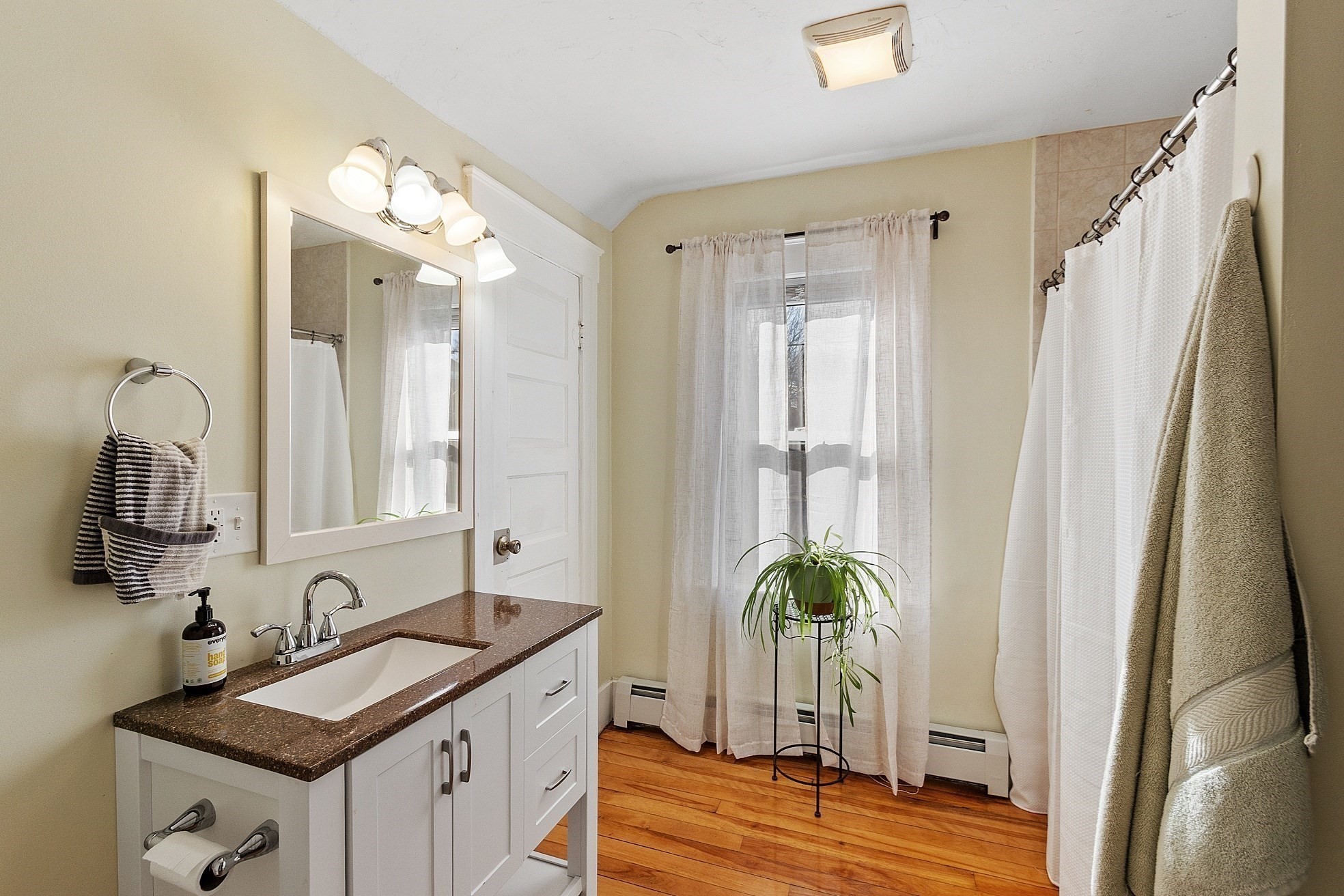 49 E Mountain St, Worcester, MA 01606 - Image 23