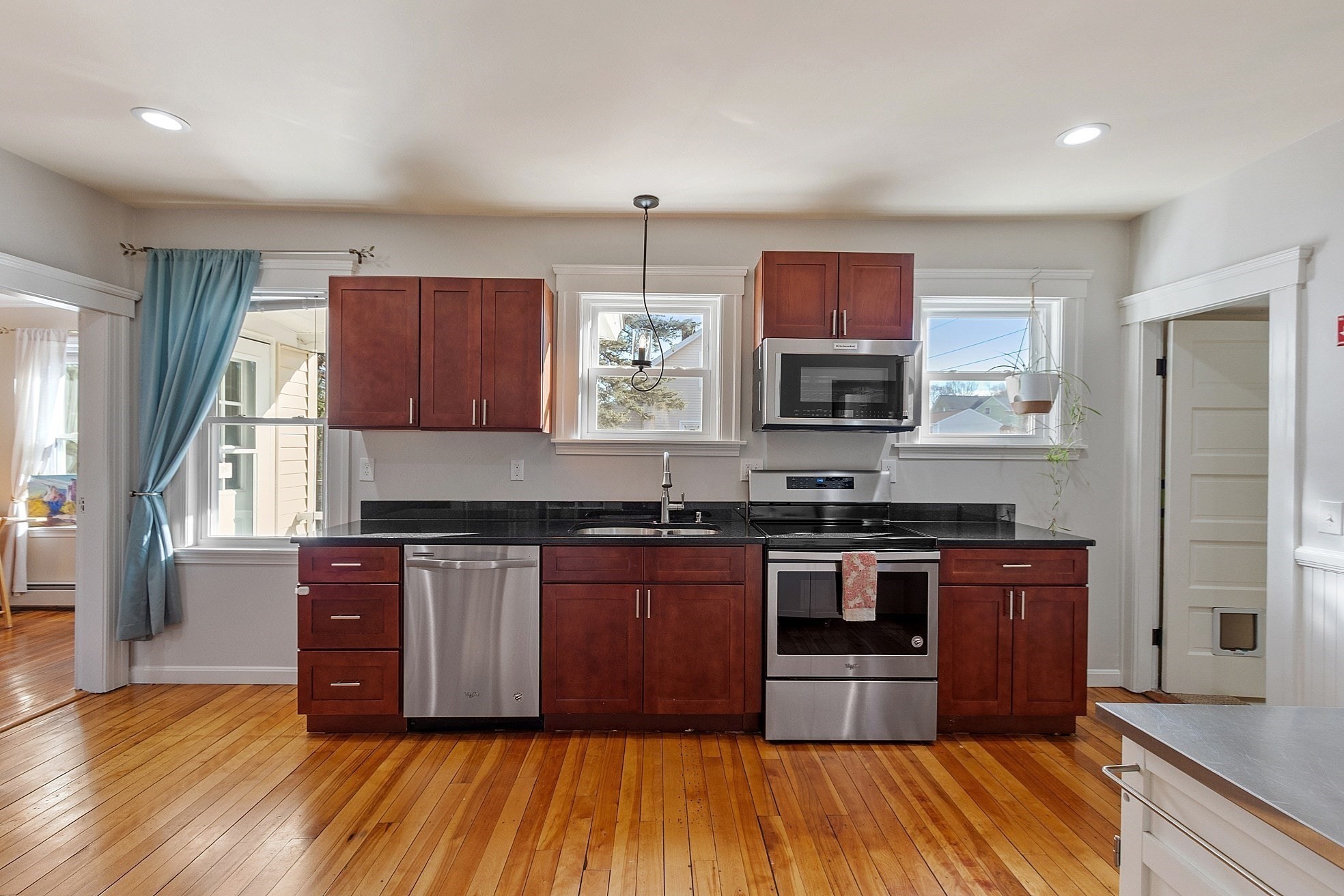 49 E Mountain St, Worcester, MA 01606 - Image 10