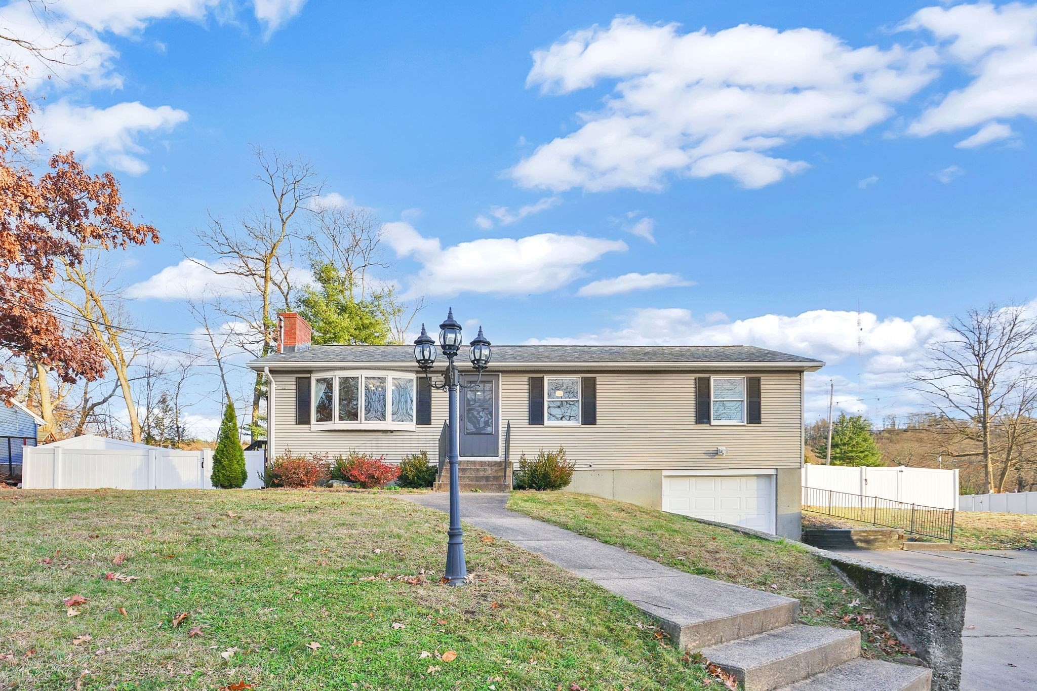 29 Sunrise Ter, Westfield, MA 01085 - Image 28