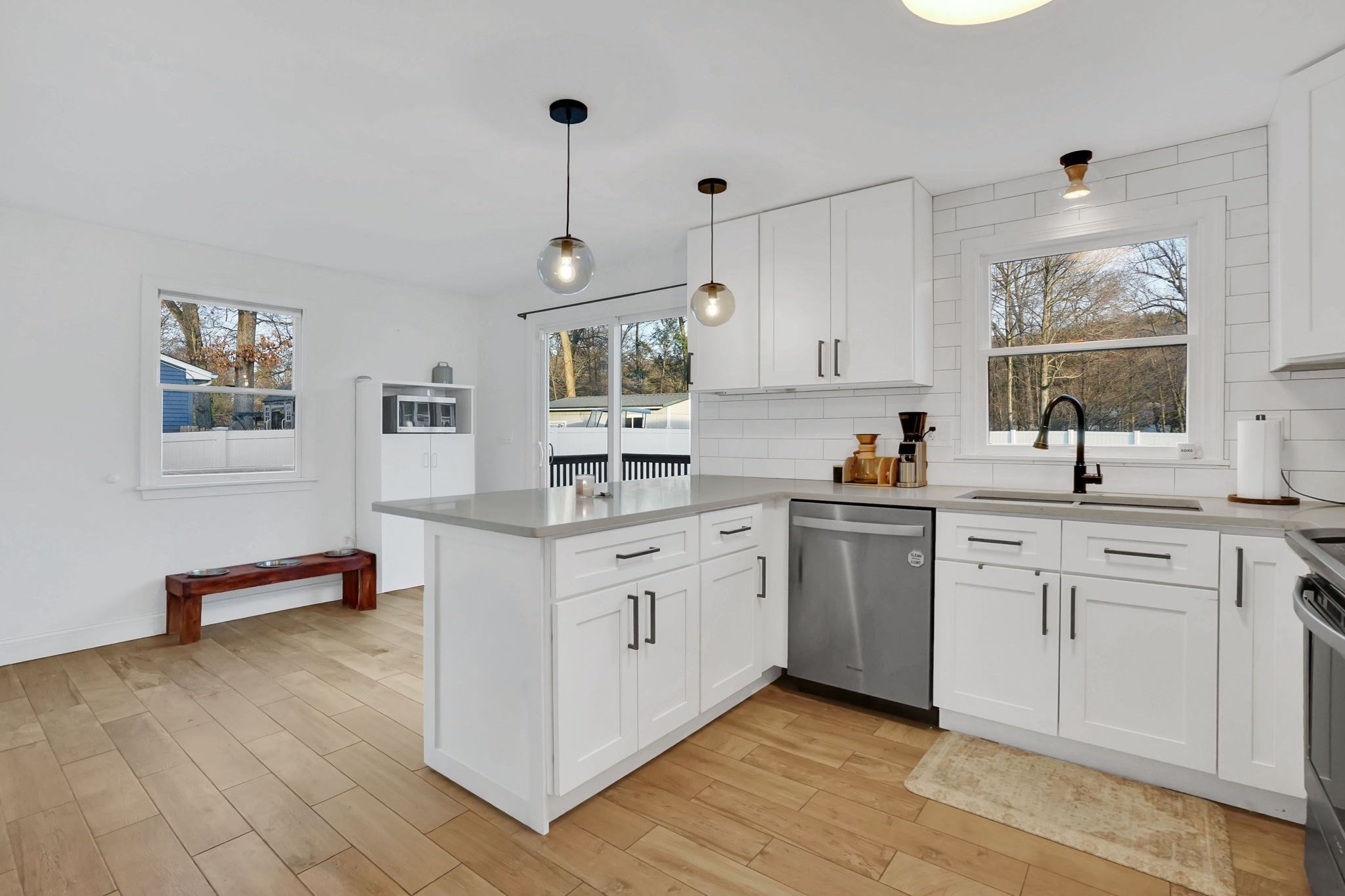 29 Sunrise Ter, Westfield, MA 01085 - Image 6