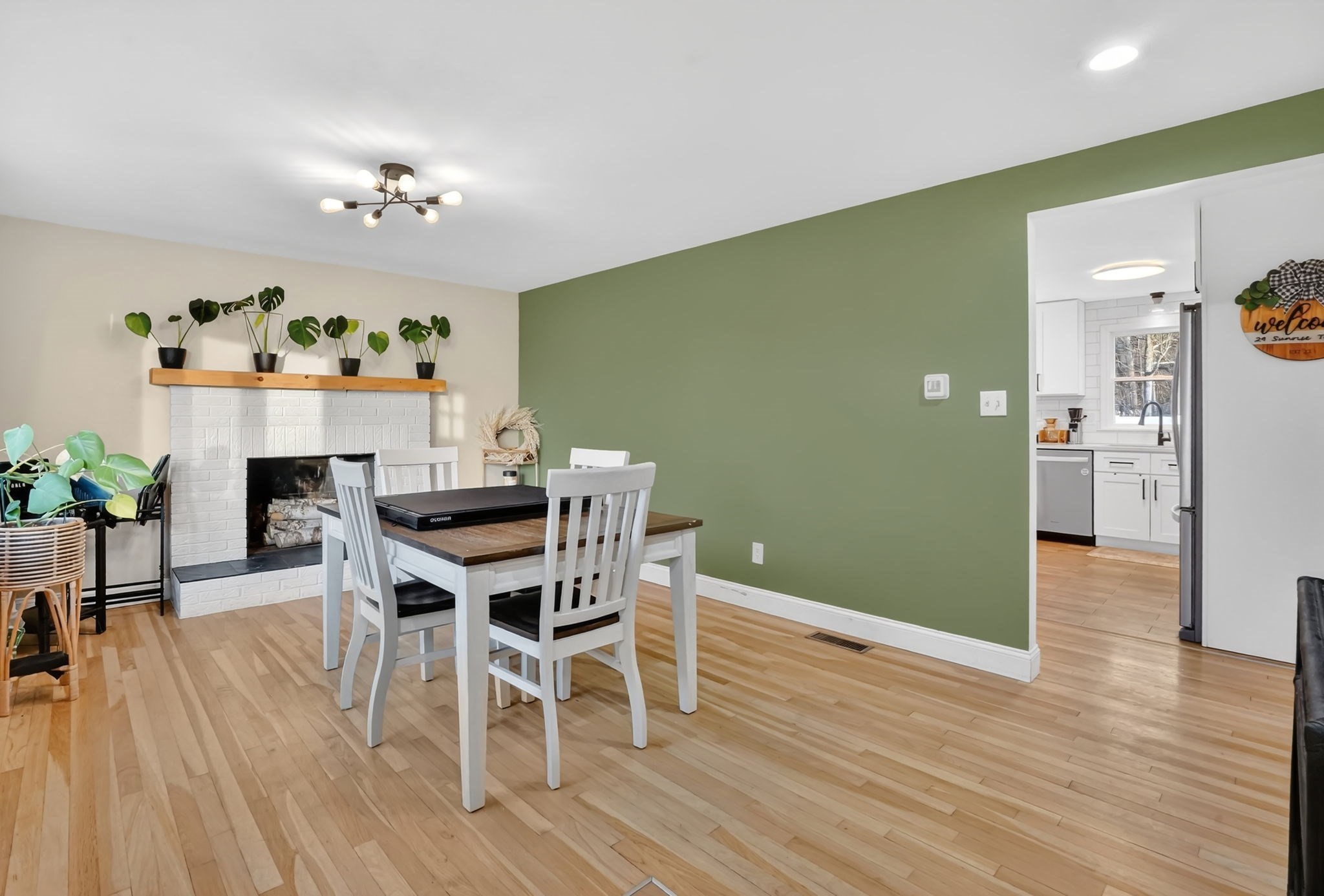 29 Sunrise Ter, Westfield, MA 01085 - Image 8