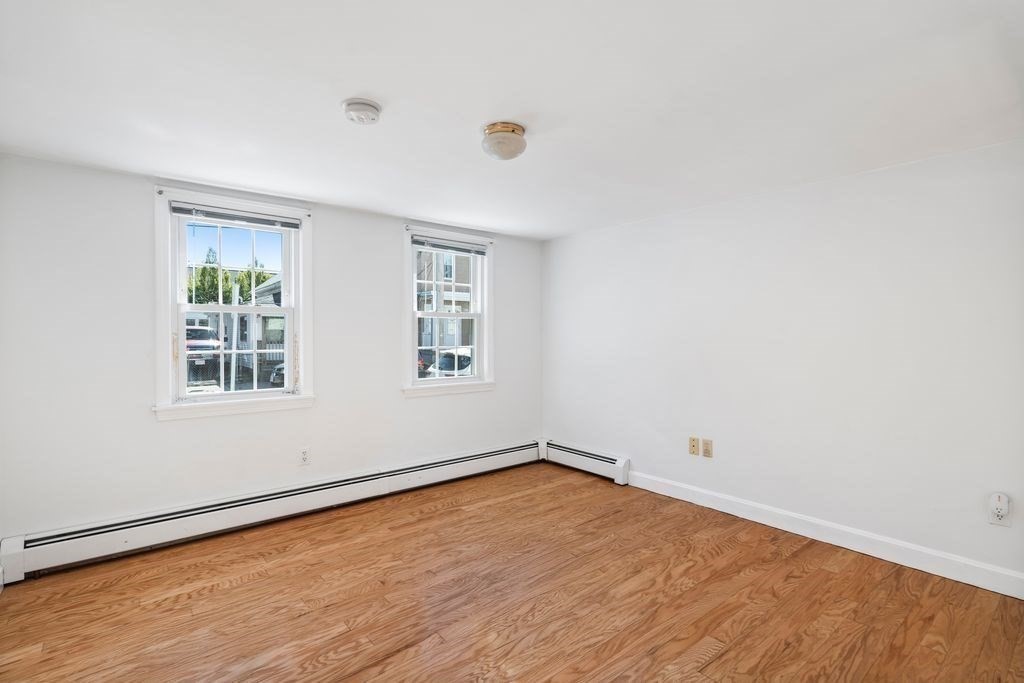 41 Durham St, Lawrence, MA 01843 - Image 16