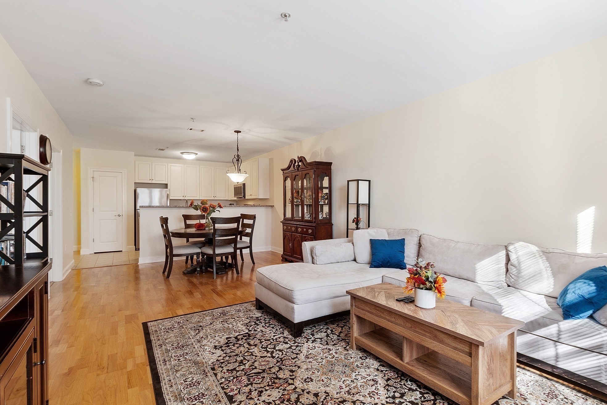 3 Harvest Dr Unit 107, North Andover, MA 01845