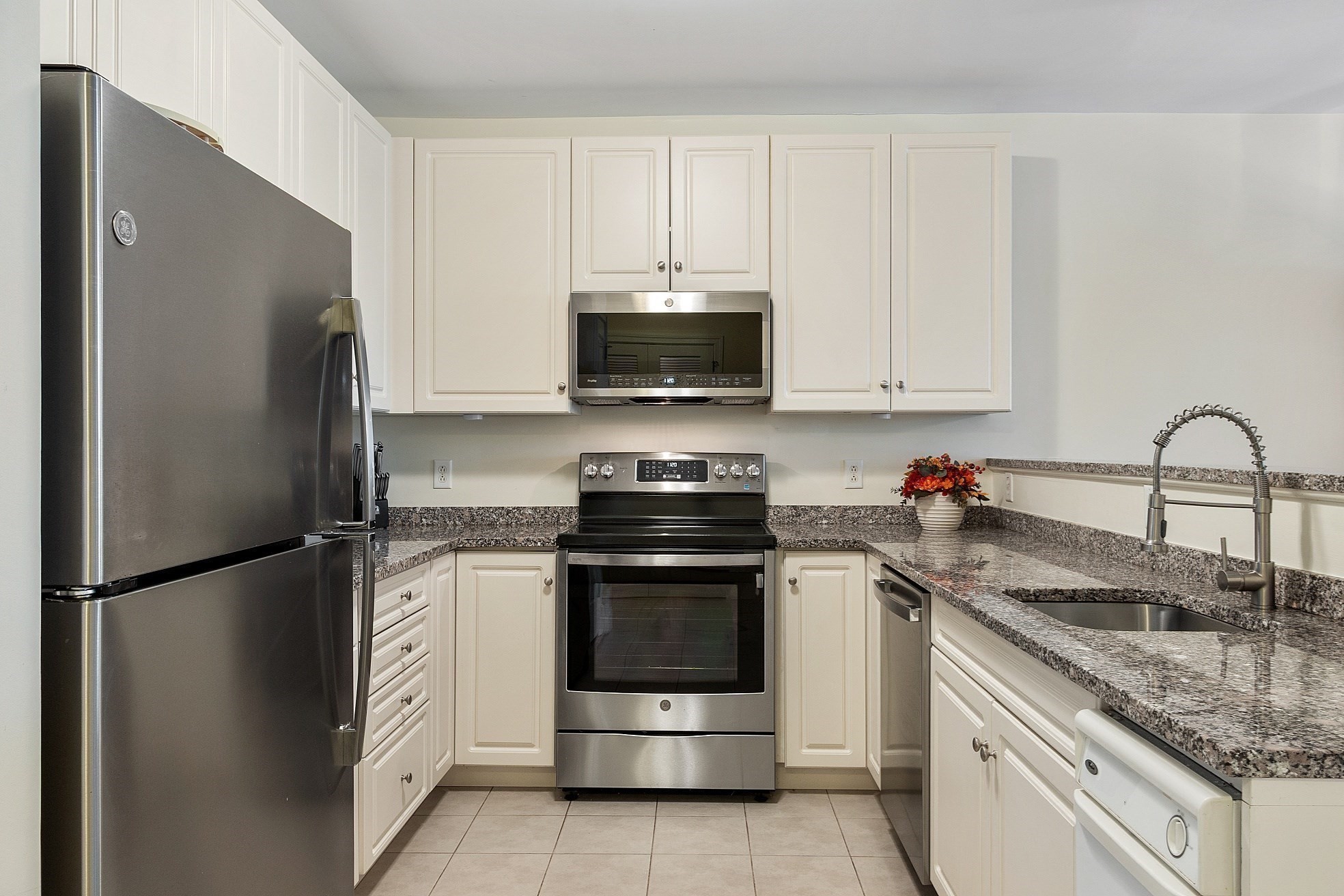 3 Harvest Dr Unit 107, North Andover, MA 01845 - Image 6