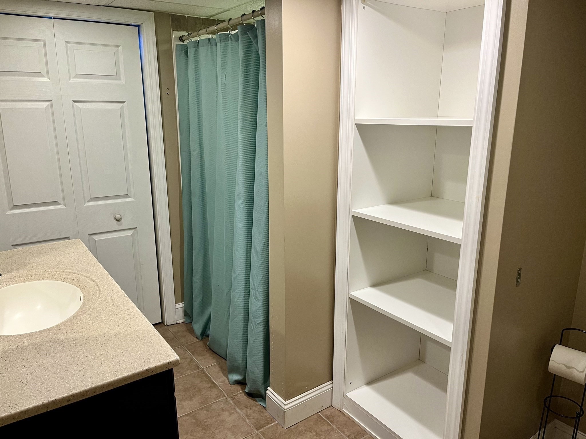 254 Hartwick St, Springfield, MA 01108 - Image 14