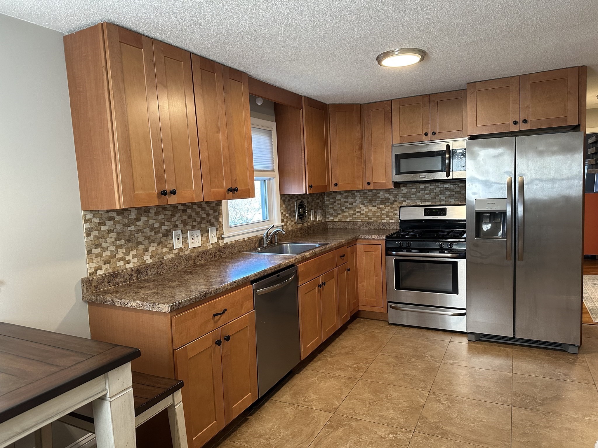 254 Hartwick St, Springfield, MA 01108 - Image 3