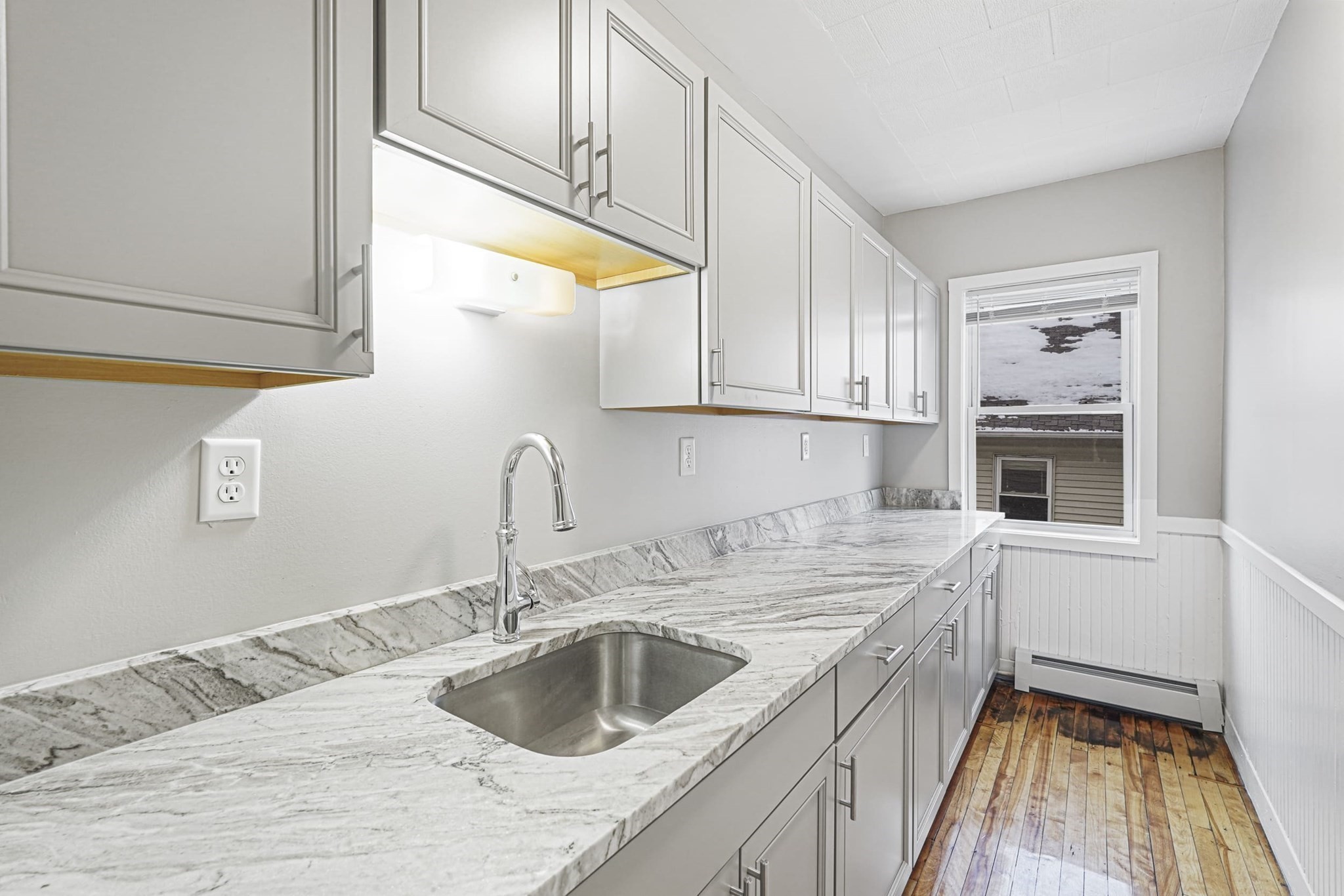 10 Ellsworth St, Worcester, MA 01610 - Image 16