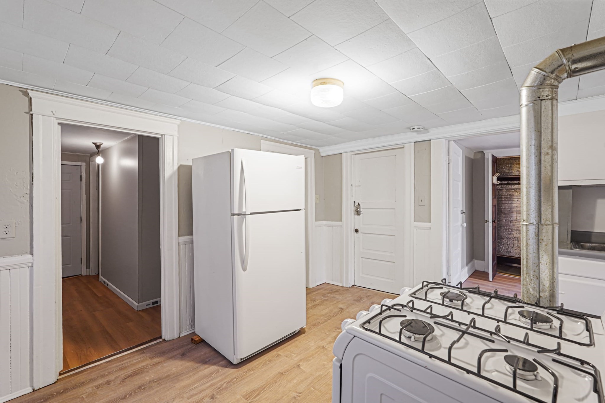 10 Ellsworth St, Worcester, MA 01610 - Image 26