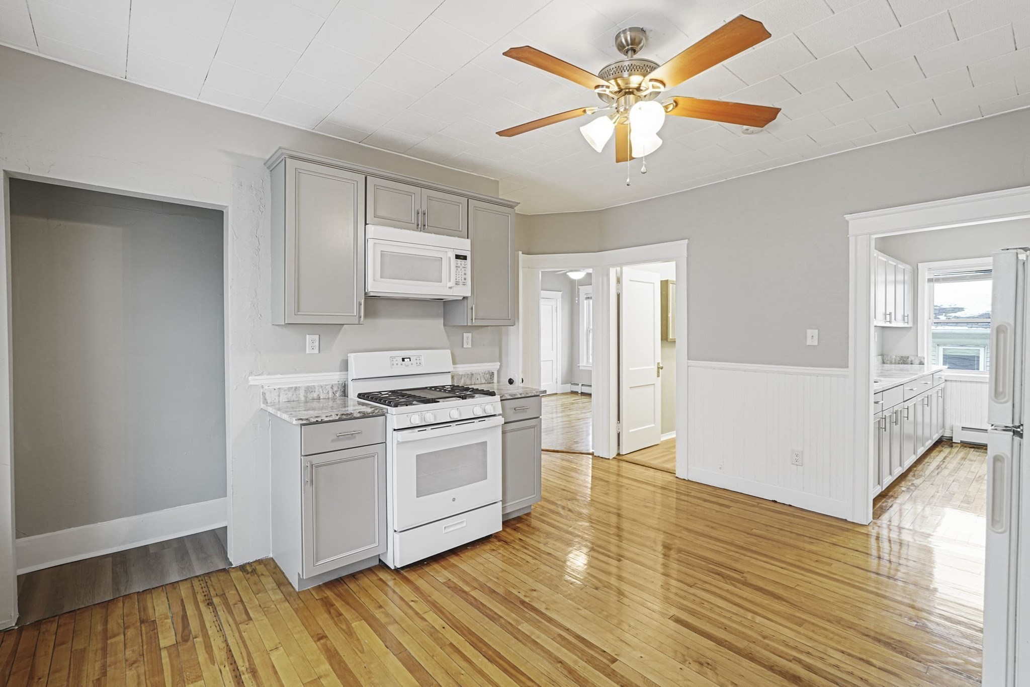 10 Ellsworth St, Worcester, MA 01610 - Image 9