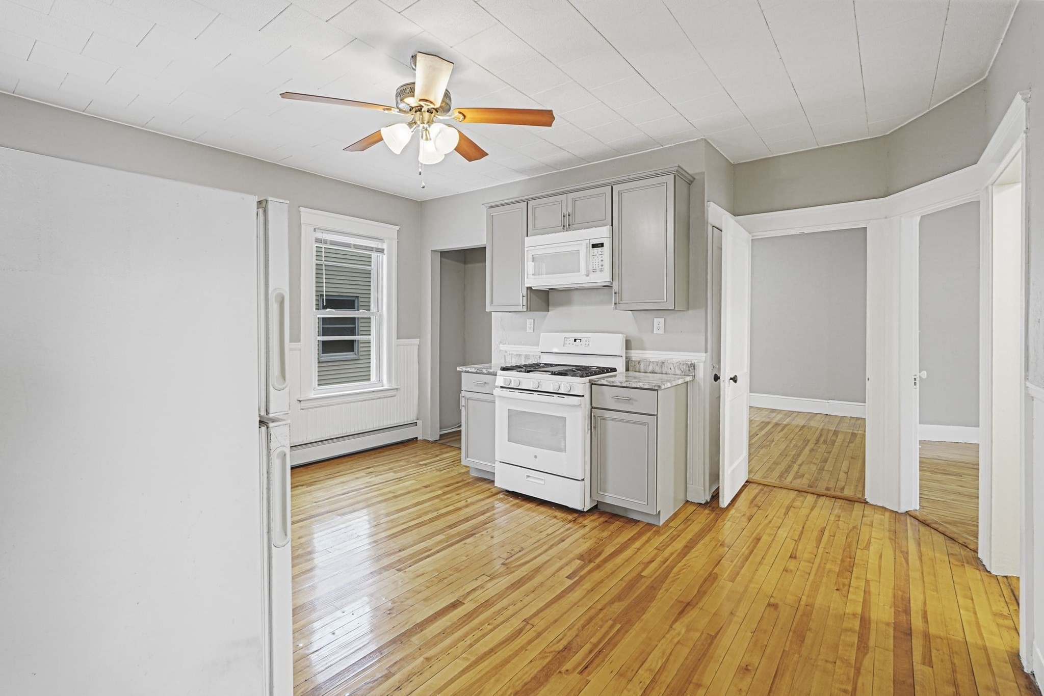 10 Ellsworth St, Worcester, MA 01610 - Image 10