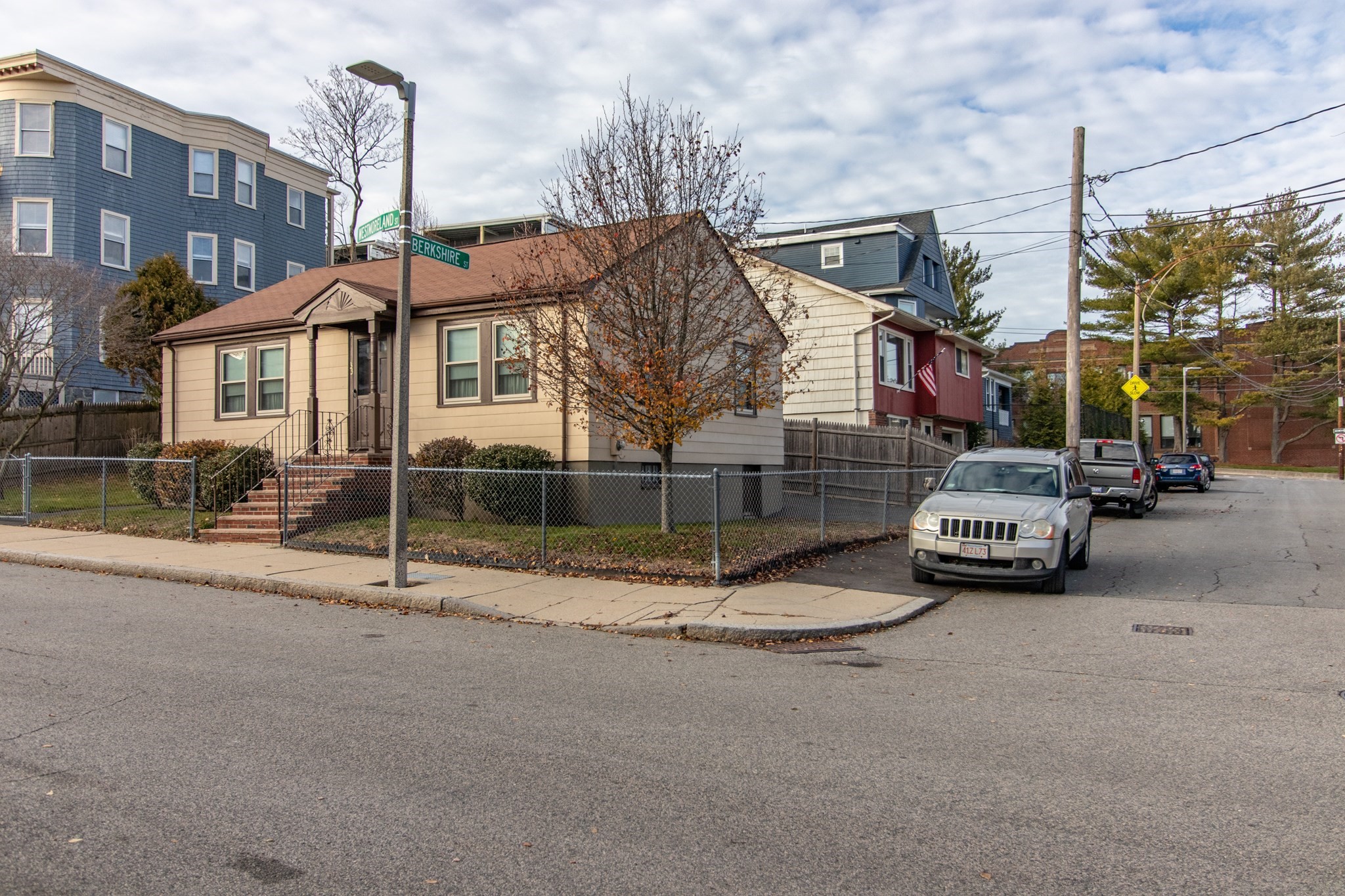 33 Westmoreland St, Dorchester, Boston, MA 02124 - Image 2