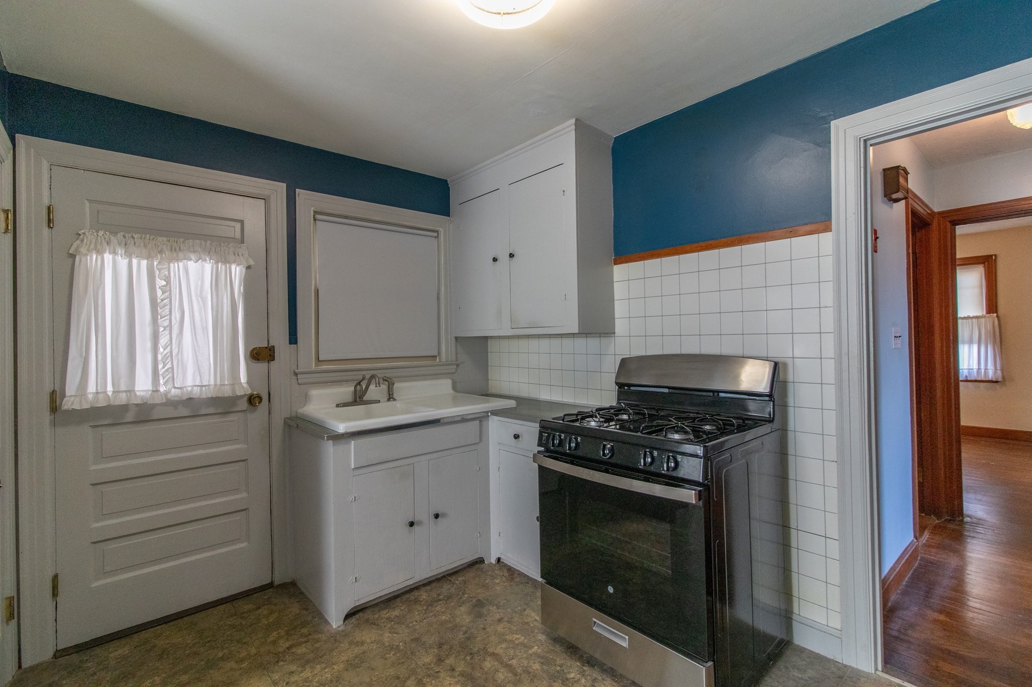 33 Westmoreland St, Dorchester, Boston, MA 02124 - Image 9
