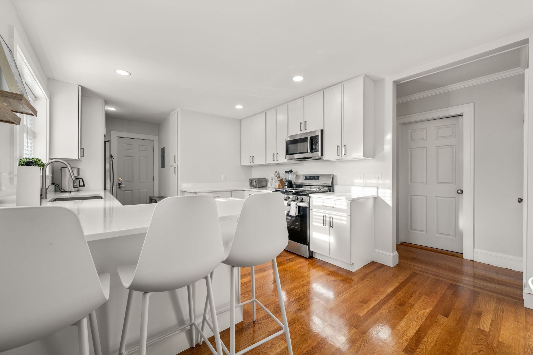 65 Saint James Circle, Newton, MA 02458 - Image 16