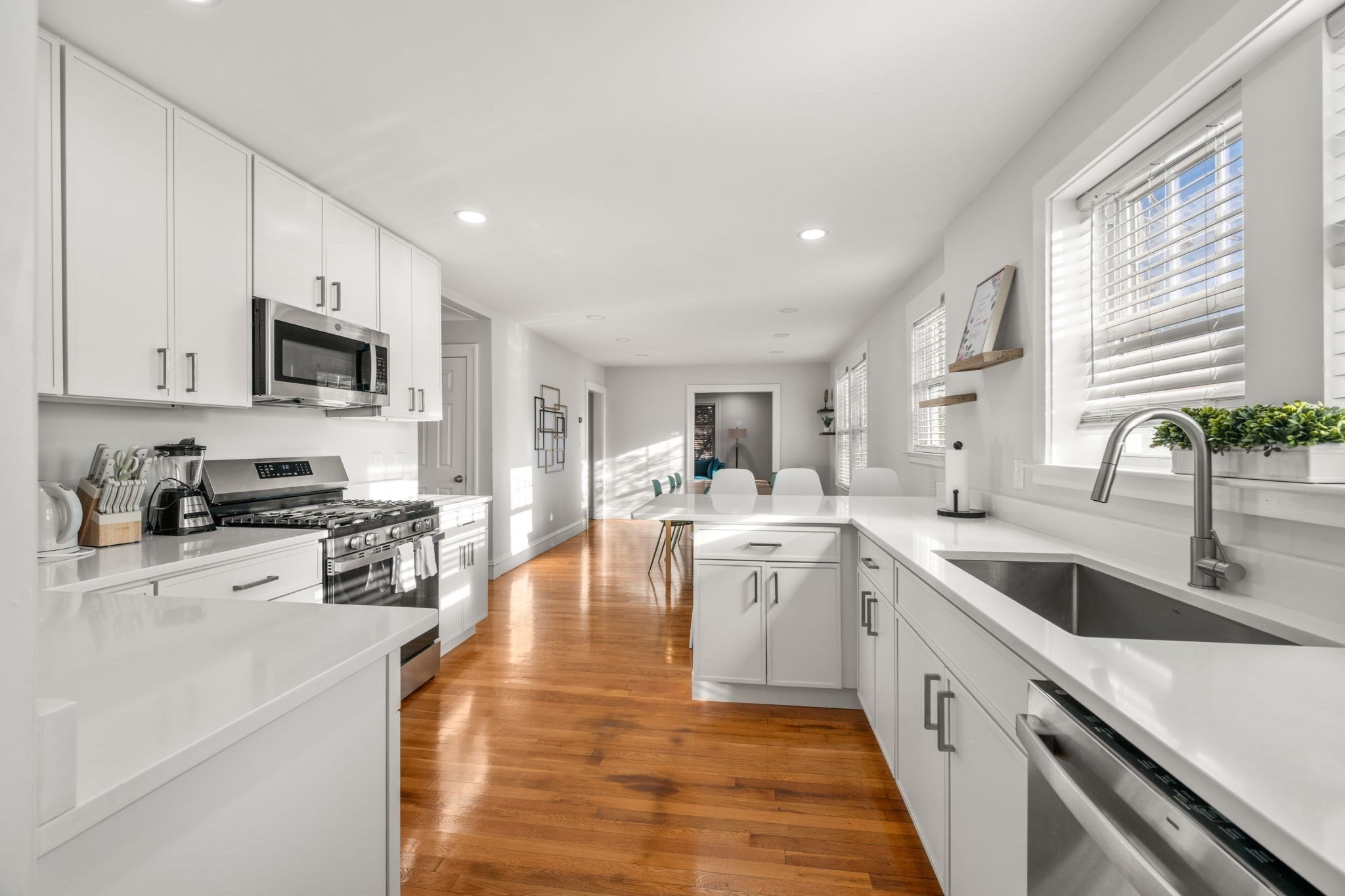 65 Saint James Circle, Newton, MA 02458 - Image 17