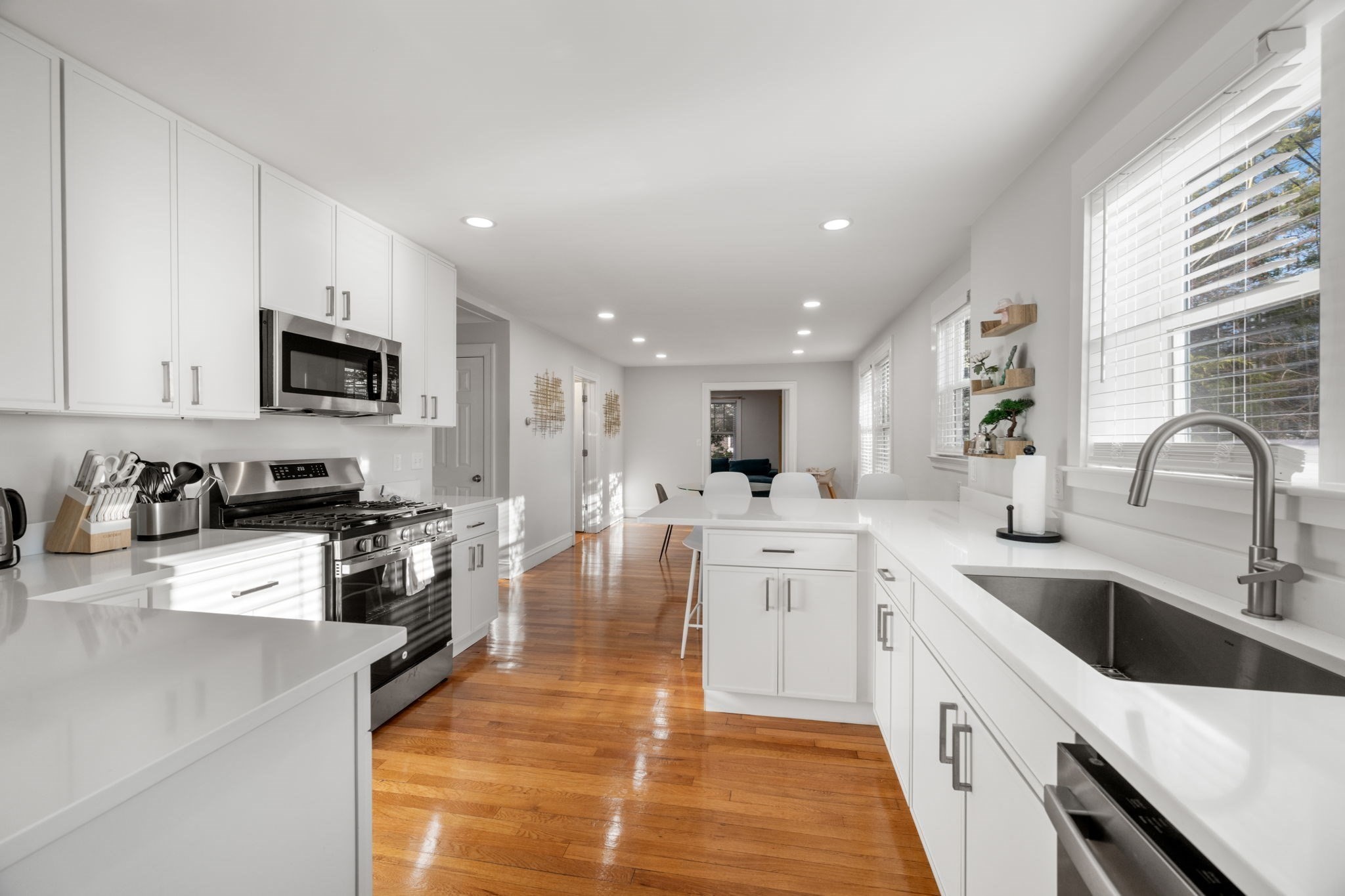 65 Saint James Circle, Newton, MA 02458 - Image 7