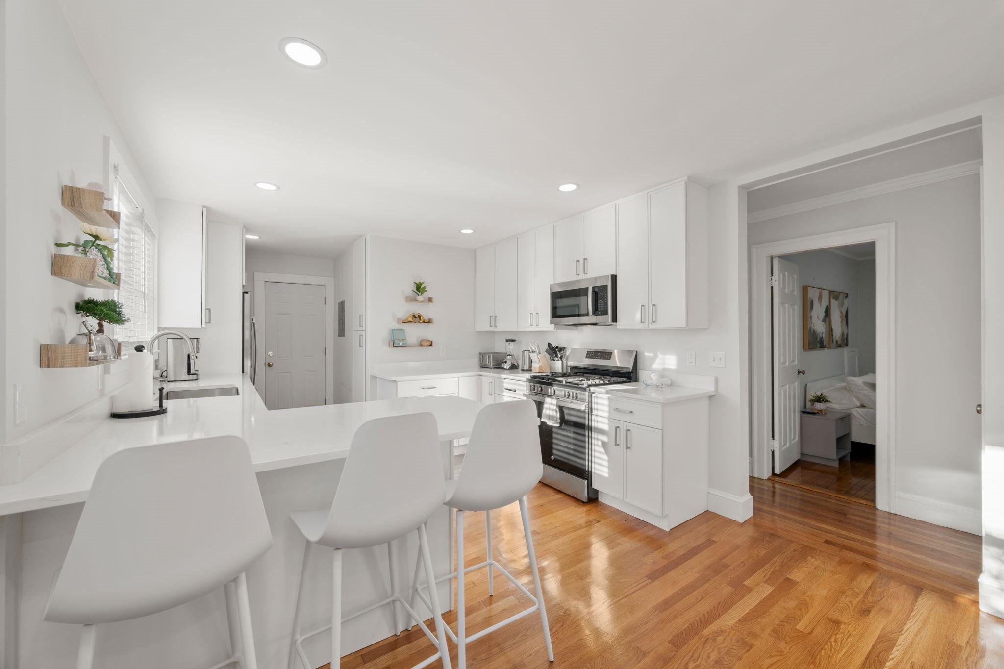 65 Saint James Circle, Newton, MA 02458 - Image 8