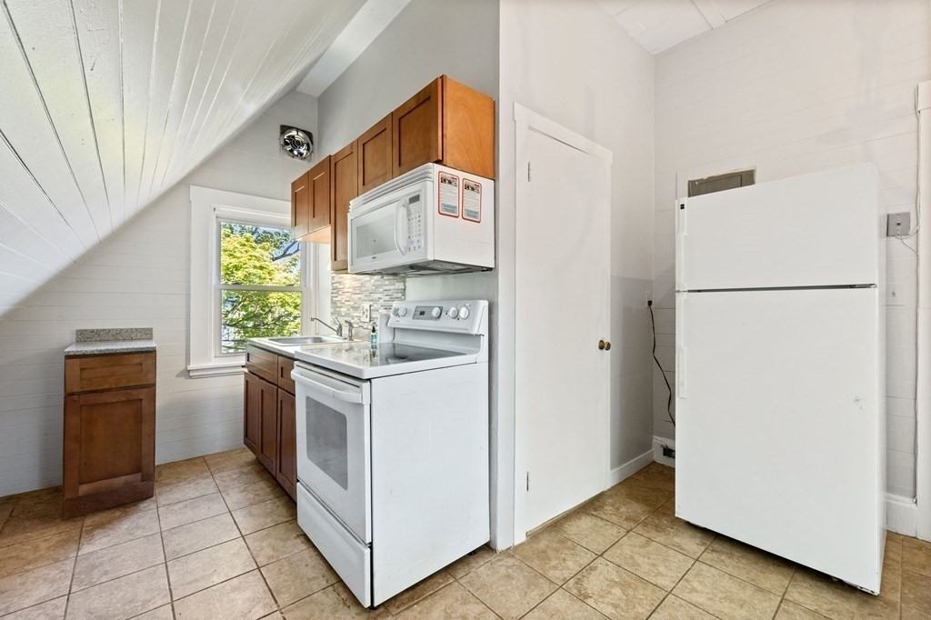 3 Ware Street, Dorchester, Boston, MA 02125 - Image 27