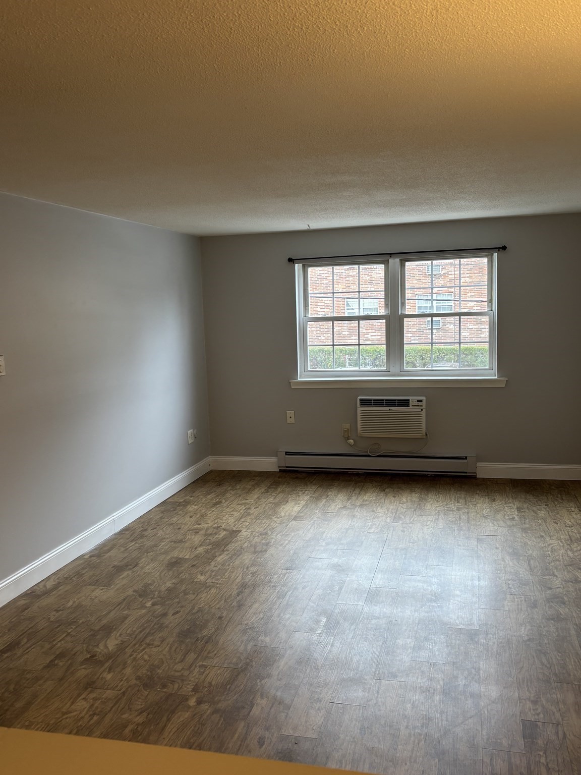 43 Berlin St. Unit 411, Clinton, MA 01510 - Image 9