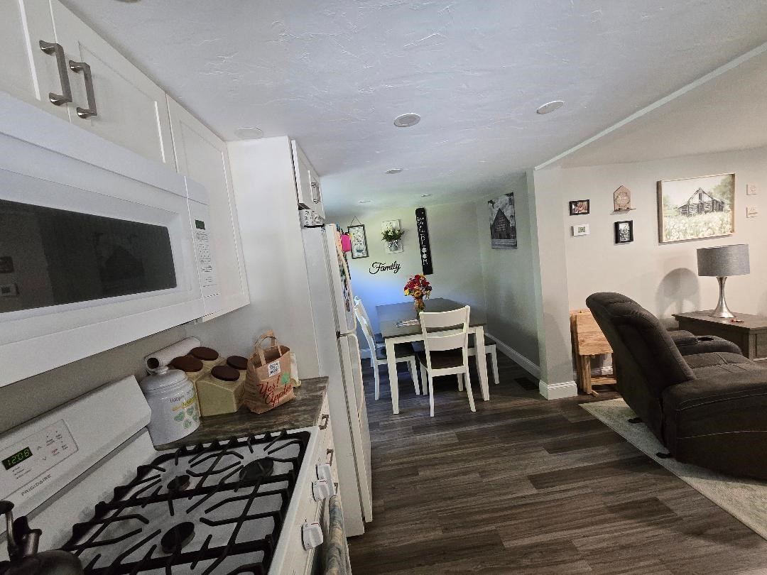 39 S Main St, Millbury, MA 01527 - Image 20