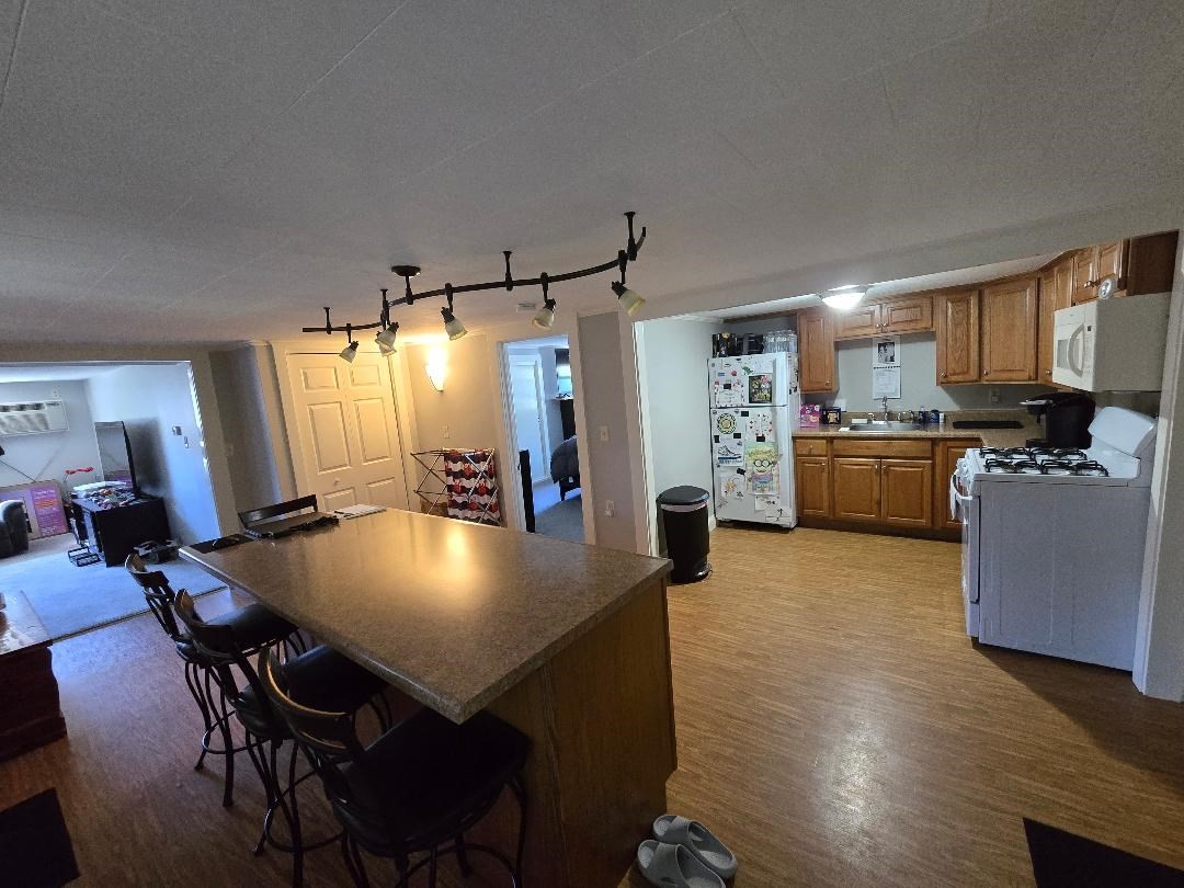 39 S Main St, Millbury, MA 01527 - Image 28