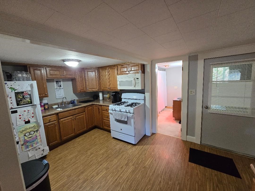 39 S Main St, Millbury, MA 01527 - Image 30