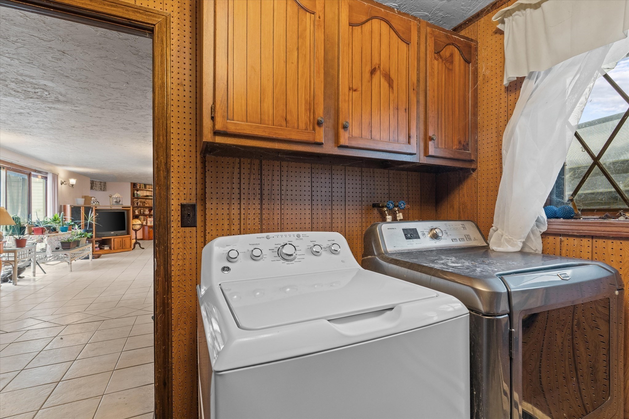 186 Eight Lots Rd, Sutton, MA 01590 - Image 26