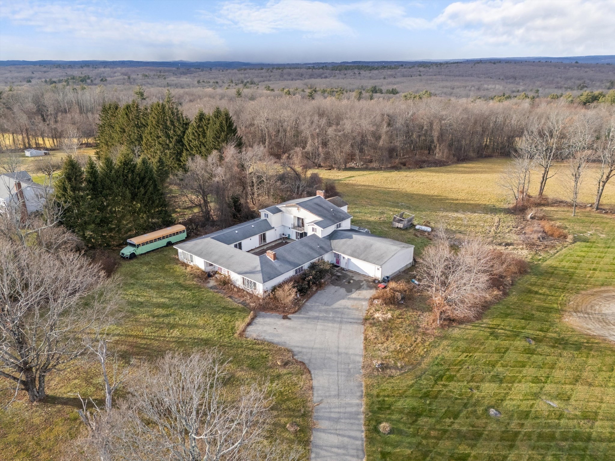 186 Eight Lots Rd, Sutton, MA 01590 - Image 4