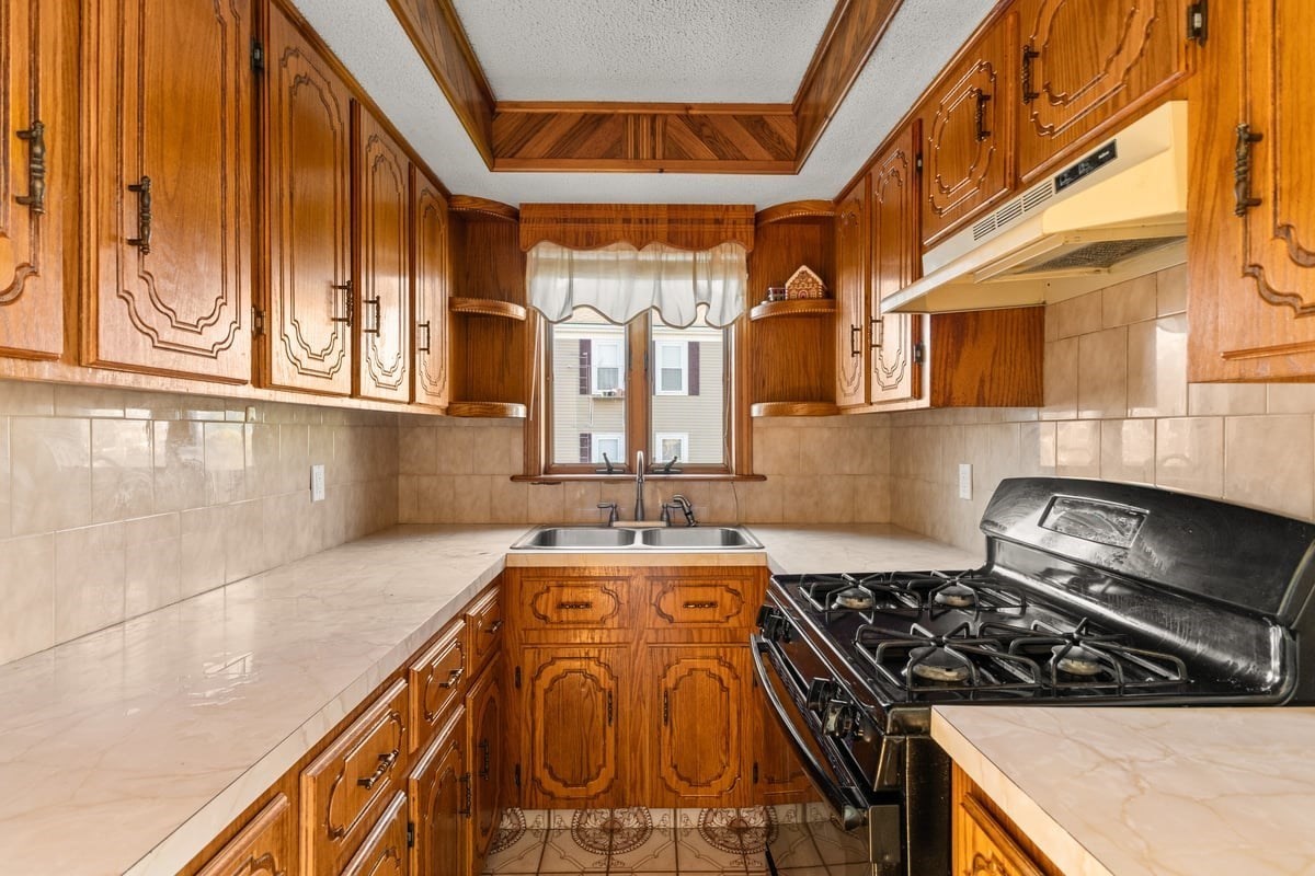 1553 Rodman St, Fall River, MA 02721 - Image 30