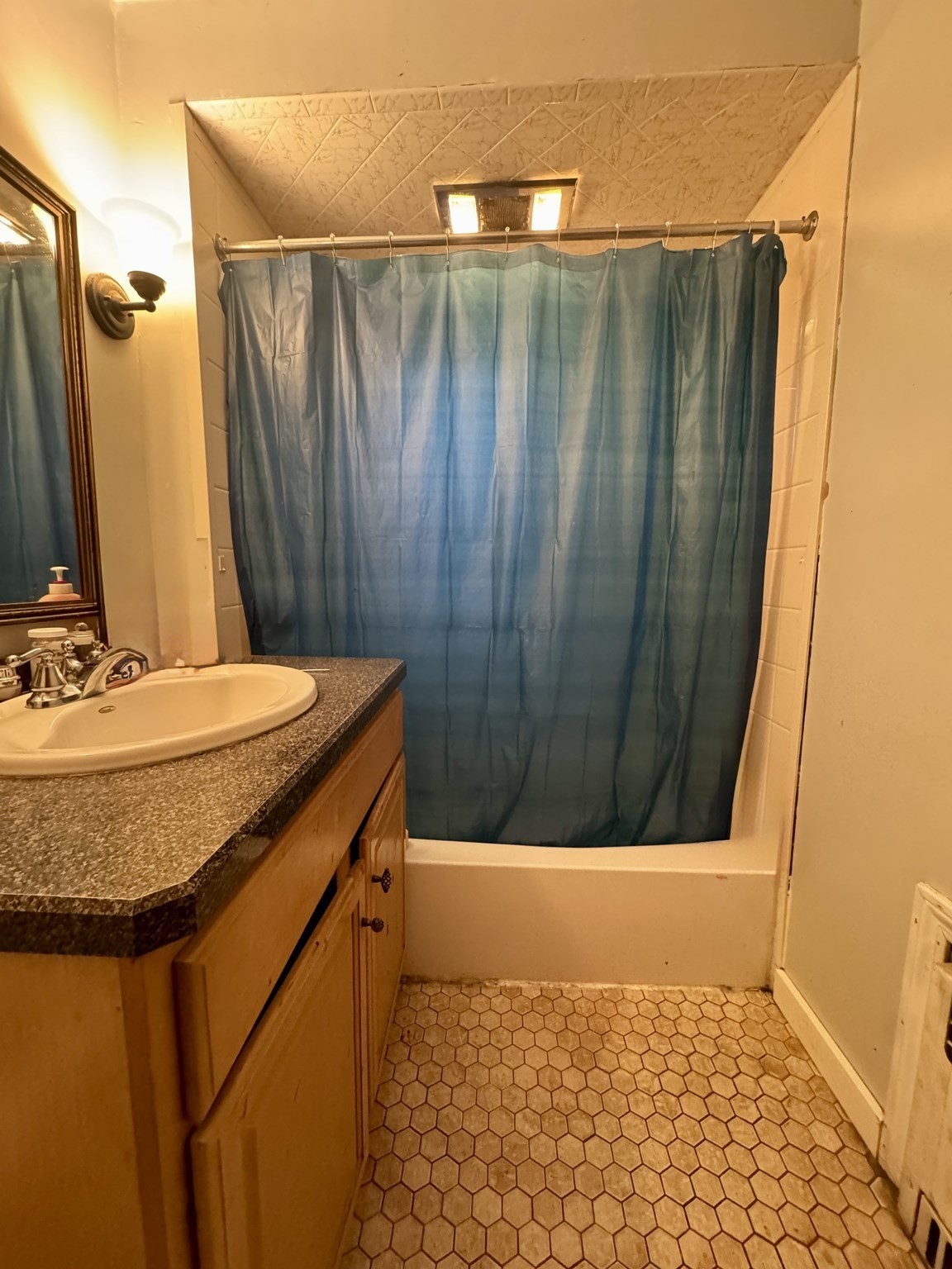 58 Brookline Ave, Holyoke, MA 01040 - Image 18