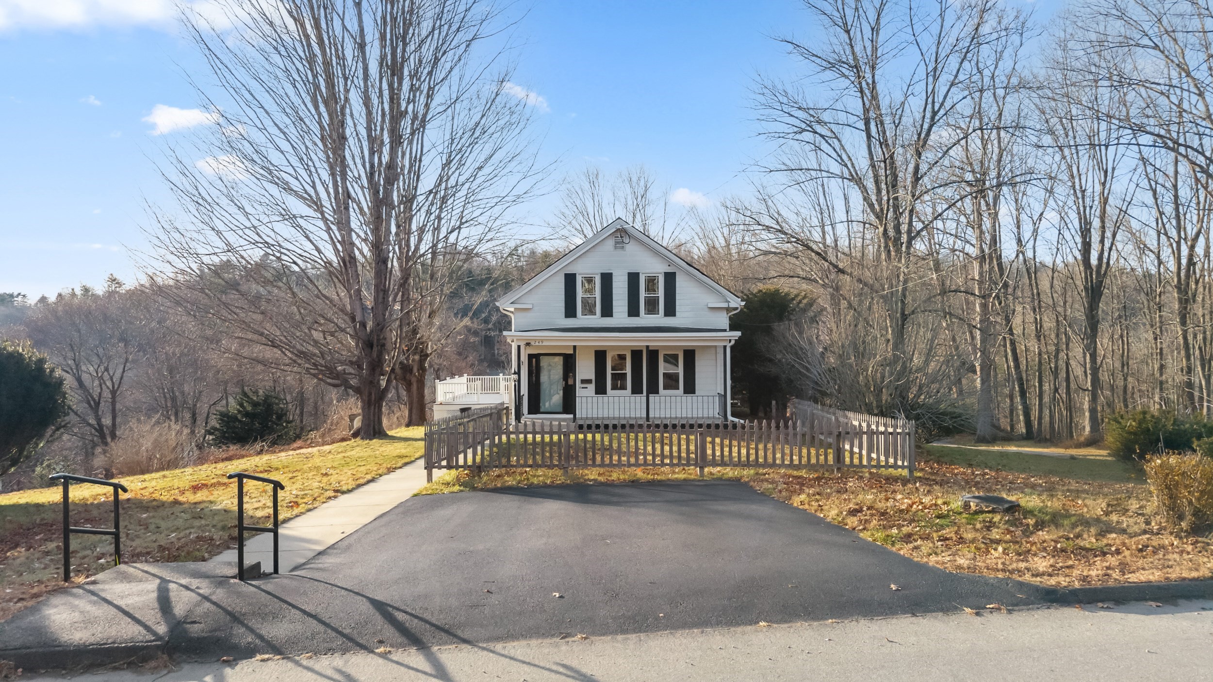 249 Pleasant St, Southbridge, MA 01550 - Image 1