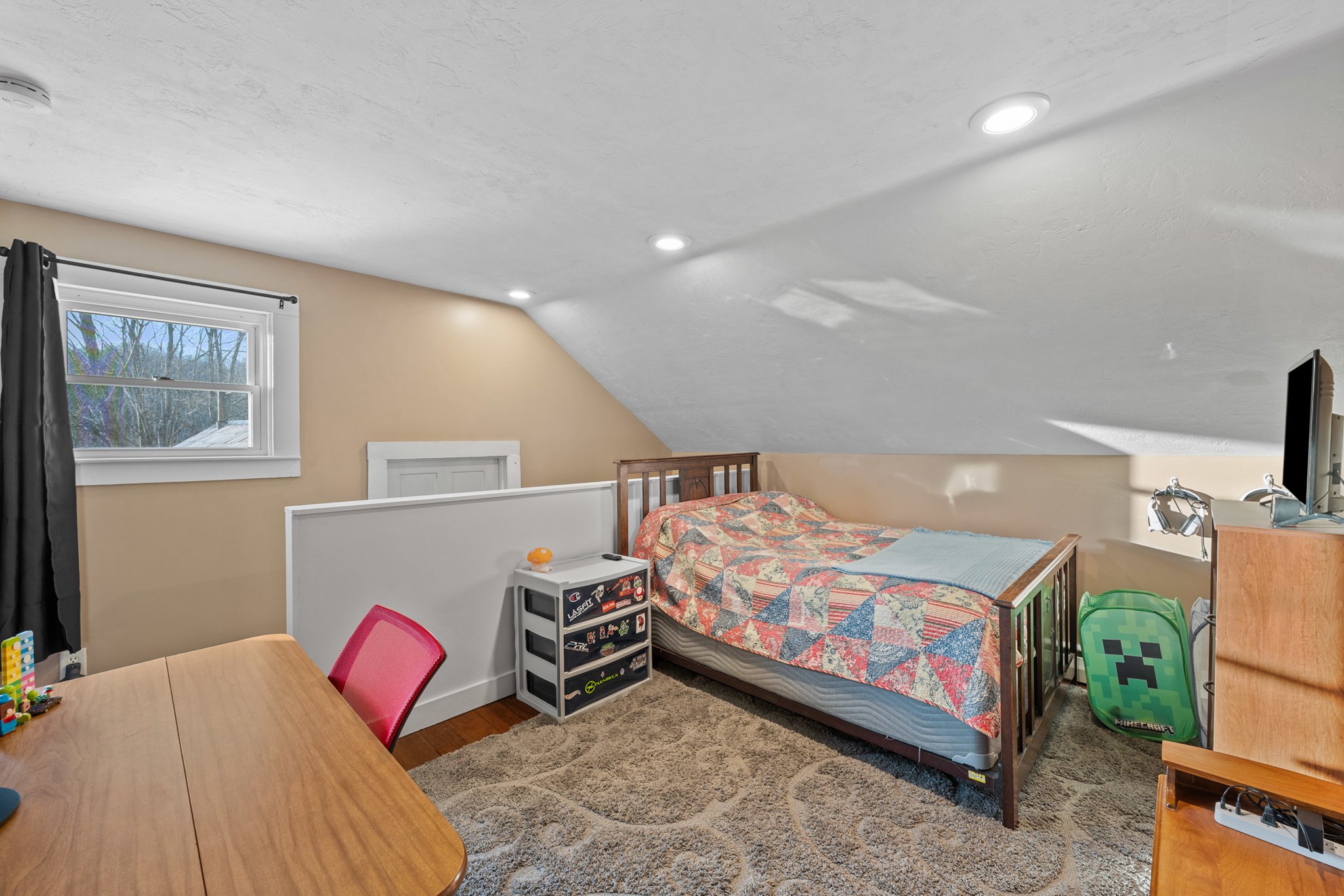 249 Pleasant St, Southbridge, MA 01550 - Image 25