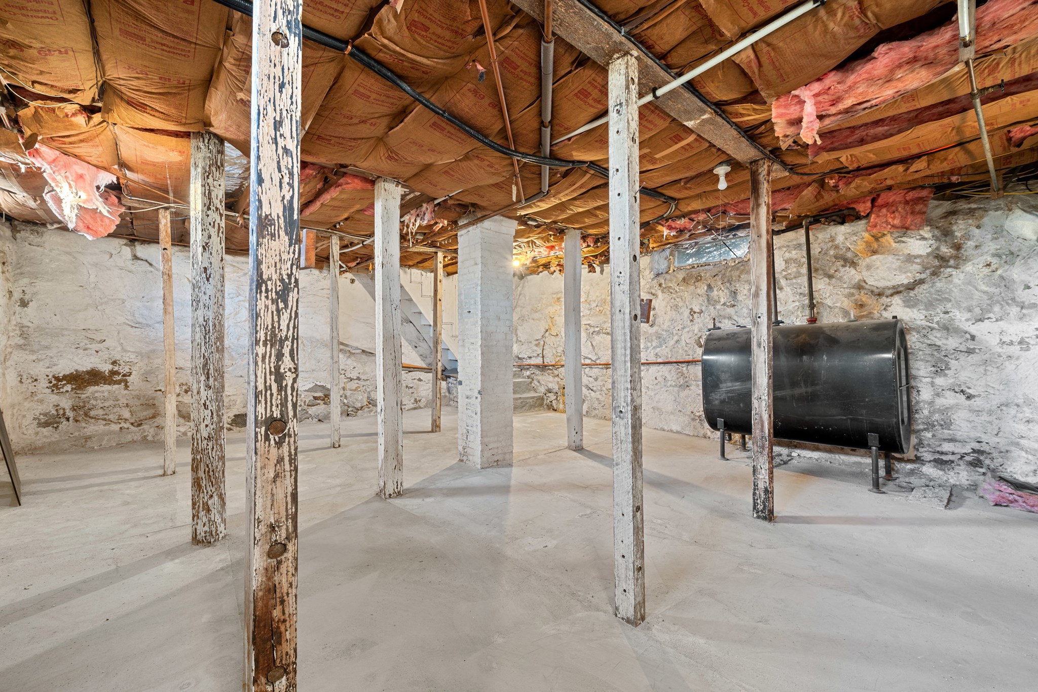 249 Pleasant St, Southbridge, MA 01550 - Image 30