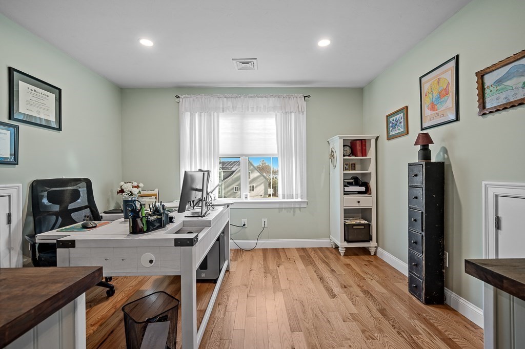 33 Brown Bear Ln Unit 33, Milford, MA 01757 - Image 24