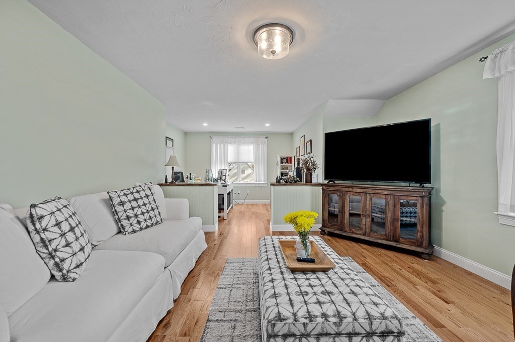 33 Brown Bear Ln Unit 33, Milford, MA 01757 - Image 25