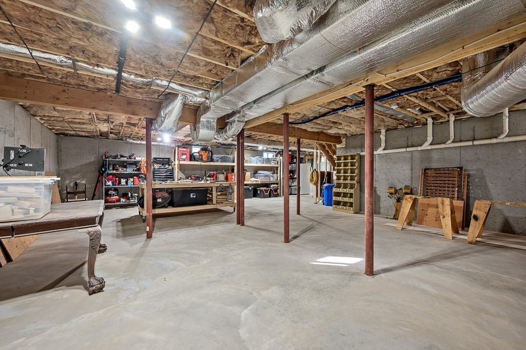 33 Brown Bear Ln Unit 33, Milford, MA 01757 - Image 29