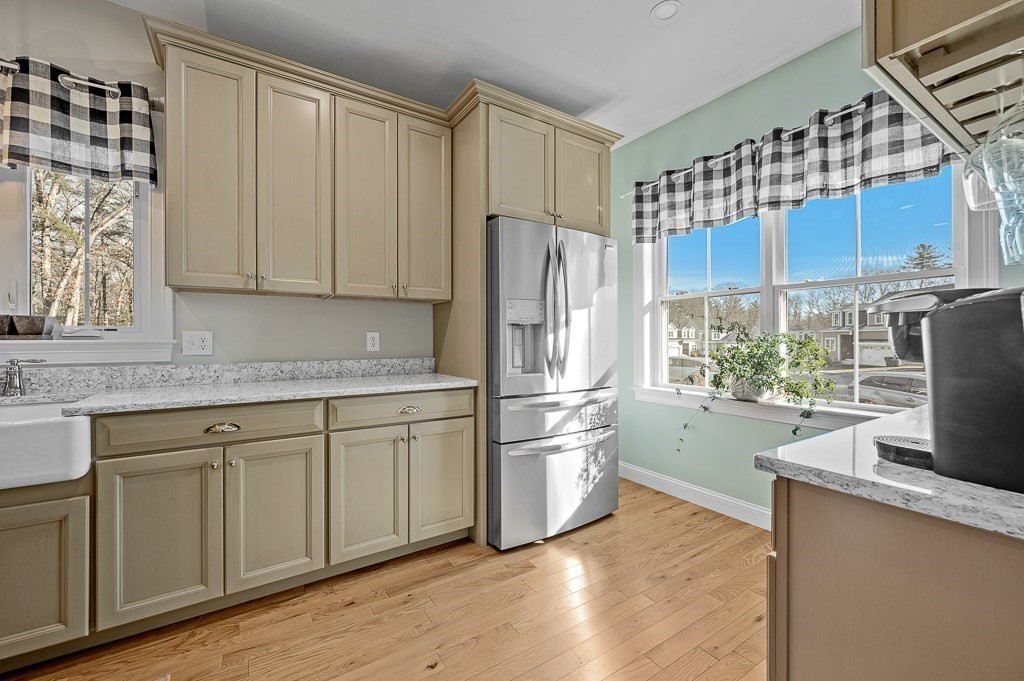 33 Brown Bear Ln Unit 33, Milford, MA 01757 - Image 4