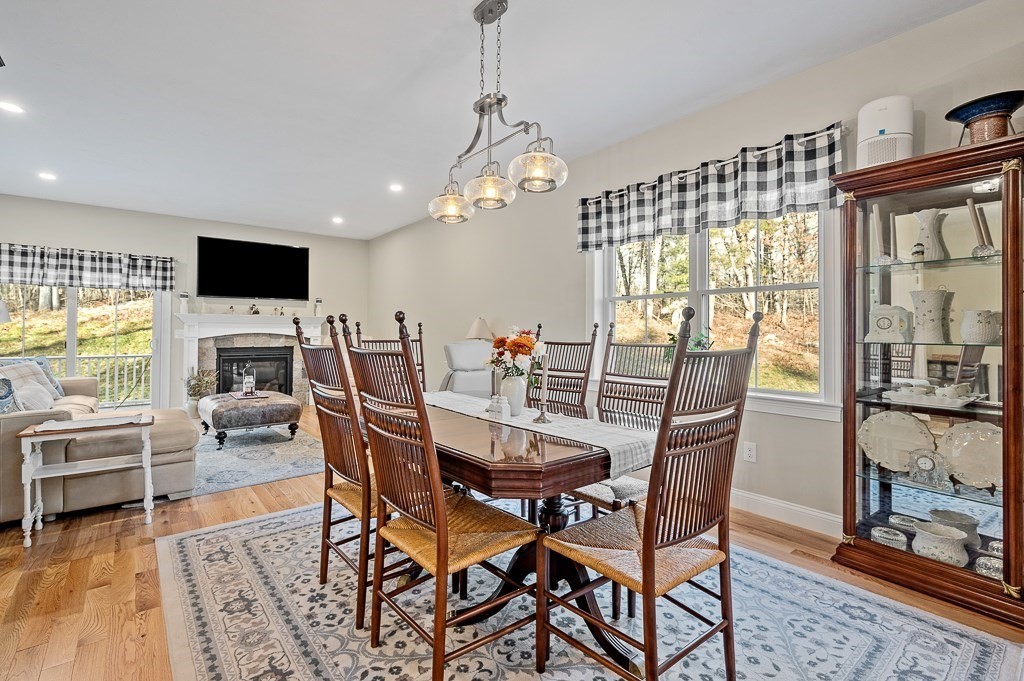 33 Brown Bear Ln Unit 33, Milford, MA 01757 - Image 8