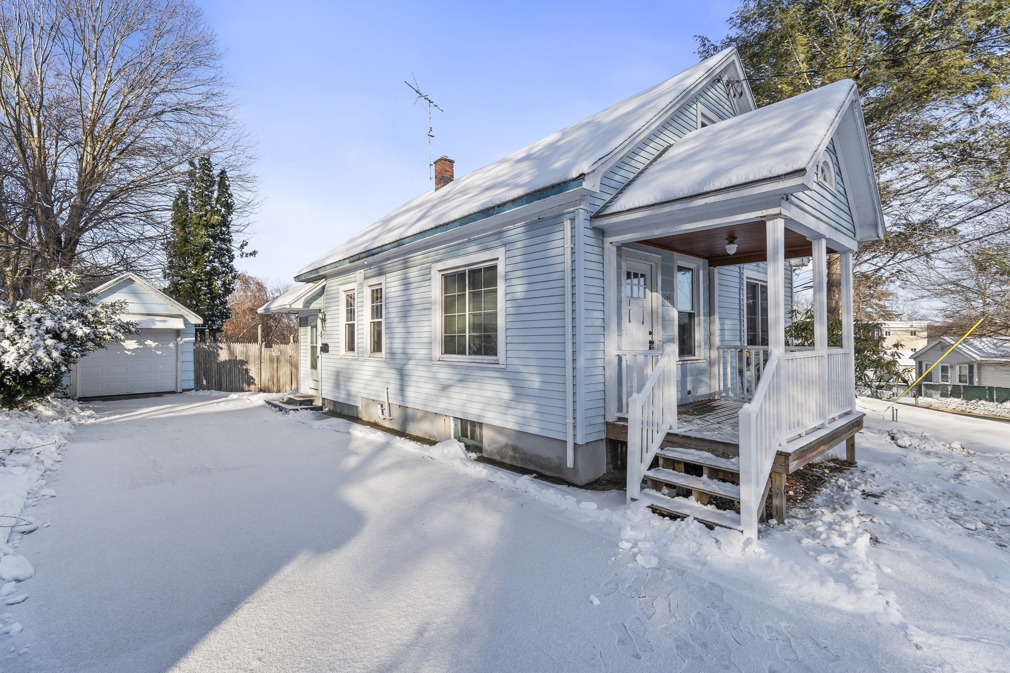 861 Grattan St, Chicopee, MA 01020 - Image 32