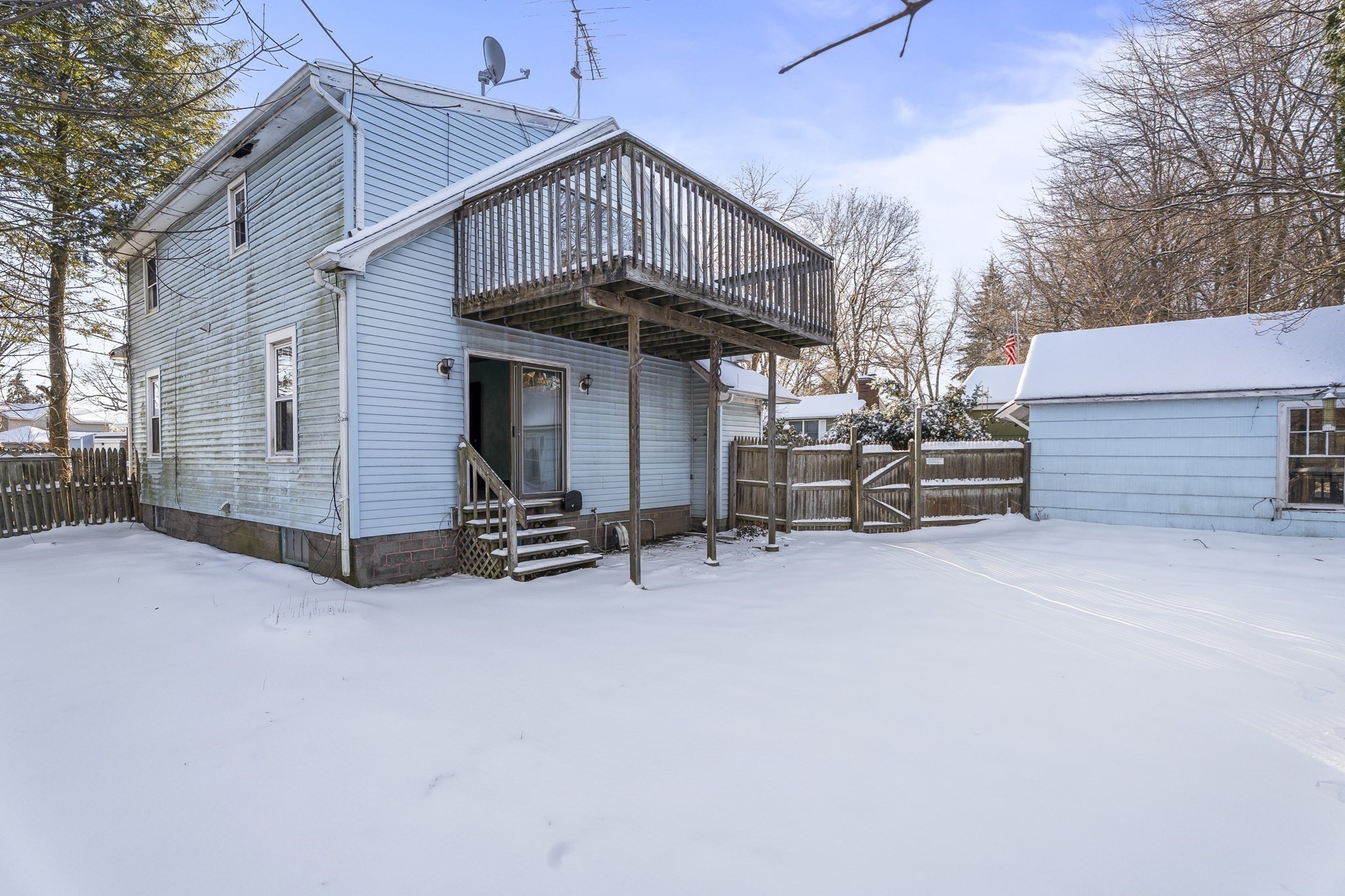 861 Grattan St, Chicopee, MA 01020 - Image 34