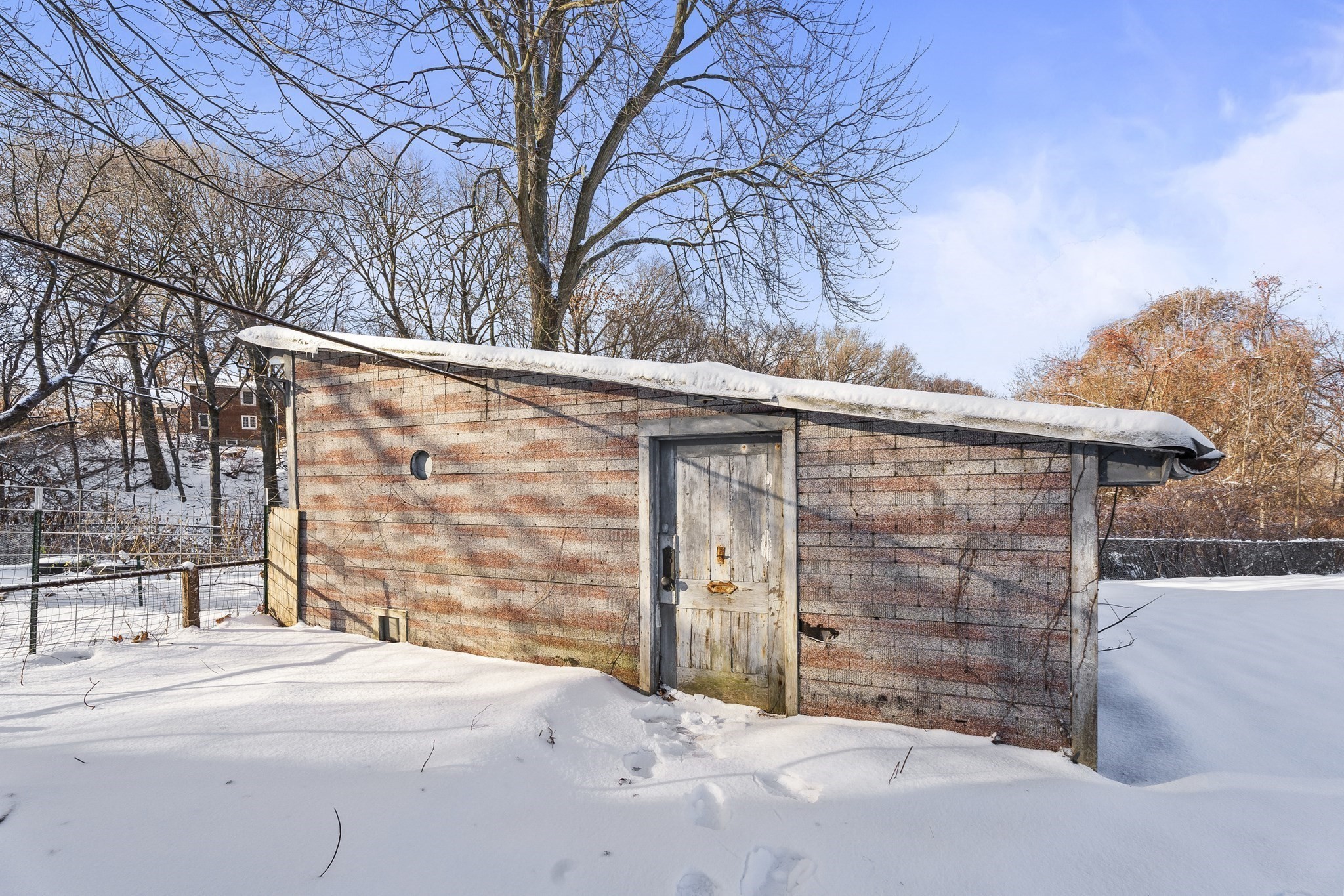 861 Grattan St, Chicopee, MA 01020 - Image 39
