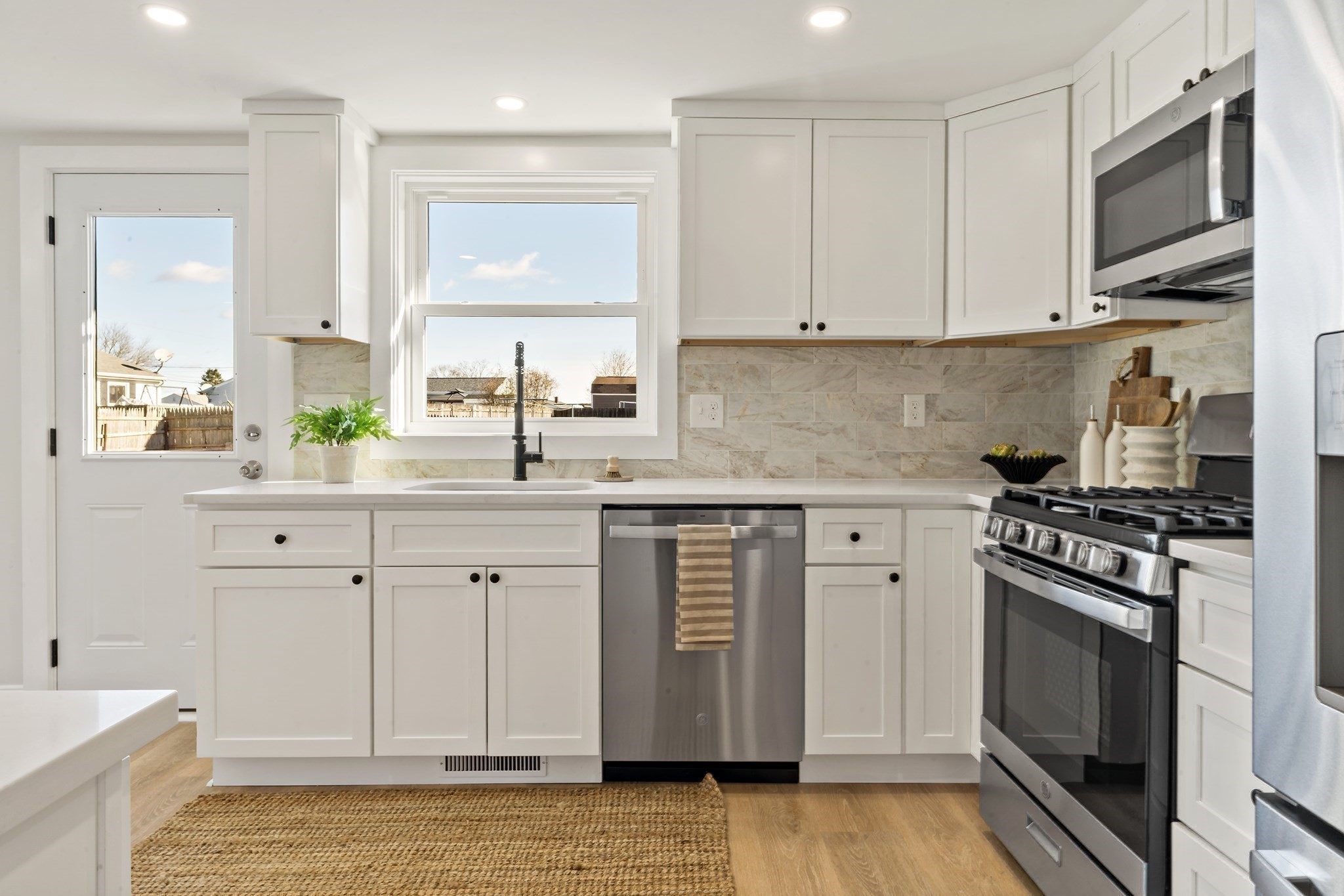 602 Regan Rd, Somerset, MA 02726 - Image 16