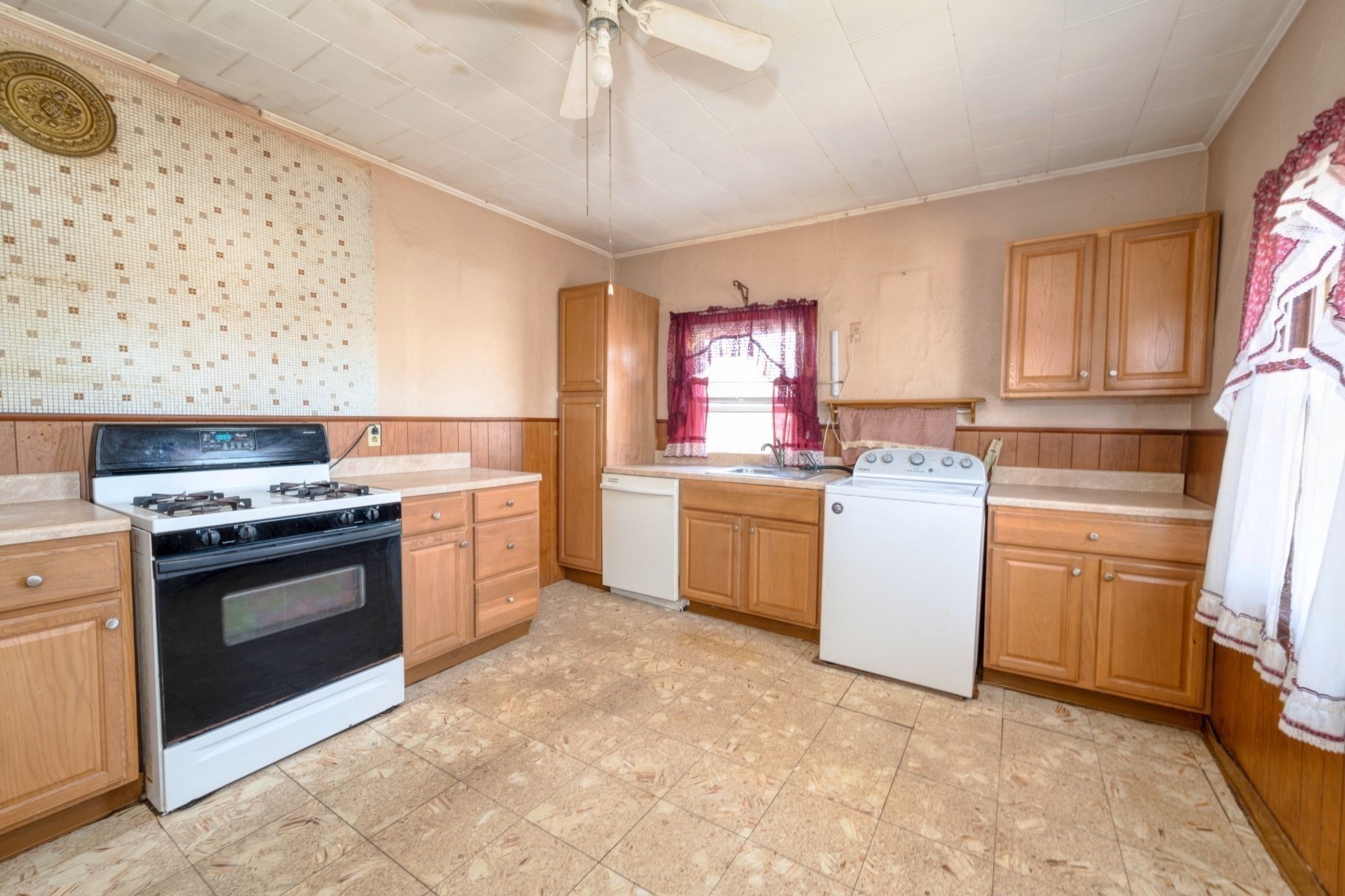 706 W Main Street, Avon, MA 02322 - Image 30